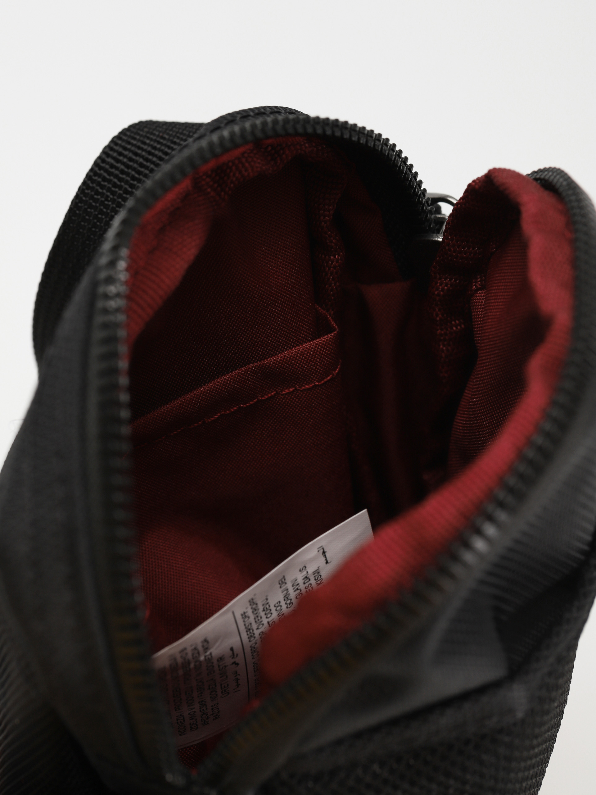 Taška Nike SB Heritage Crossbody (black/black/white)