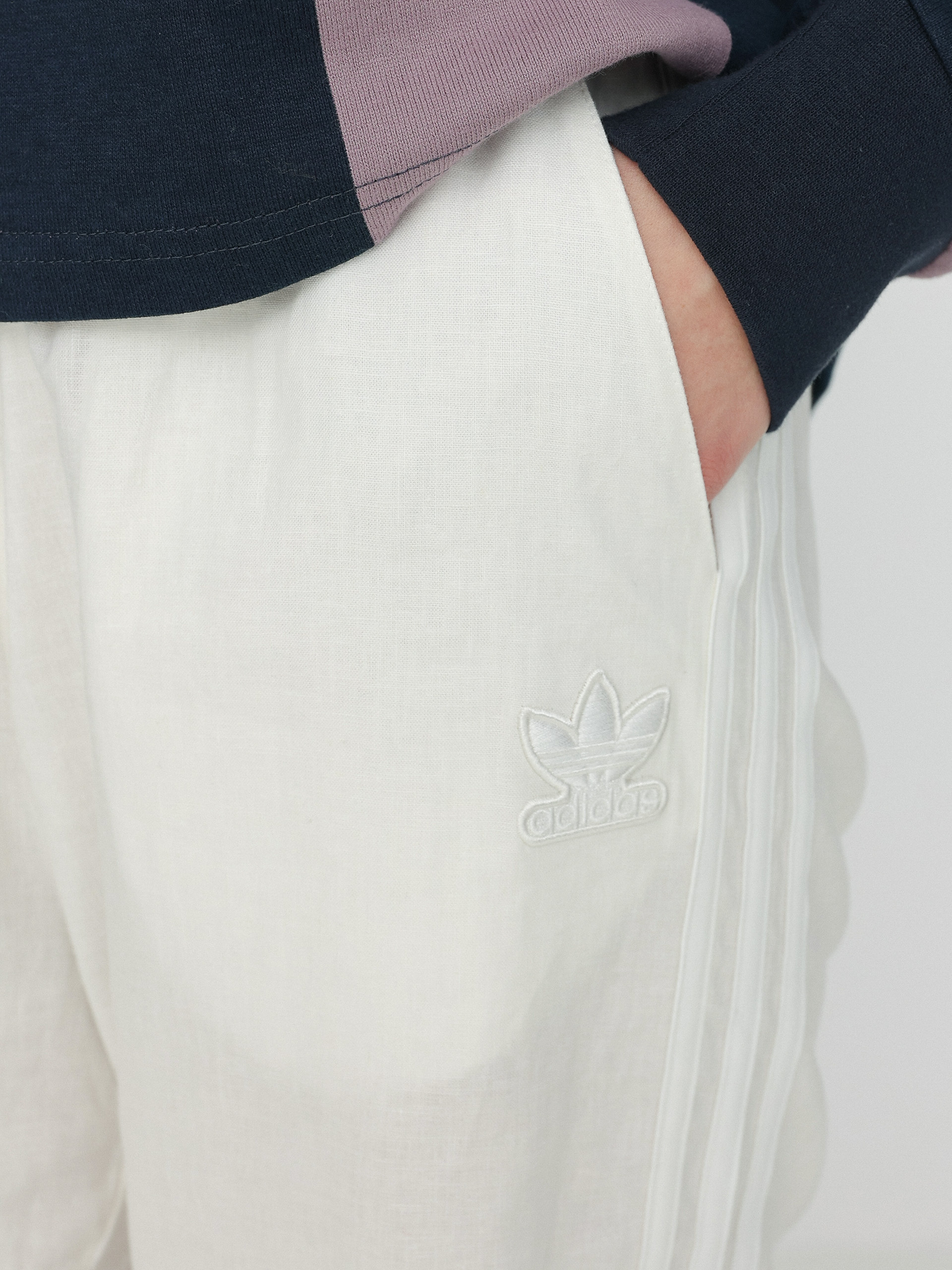 Kalhoty adidas Originals Linen Tp Wmn (nondye)