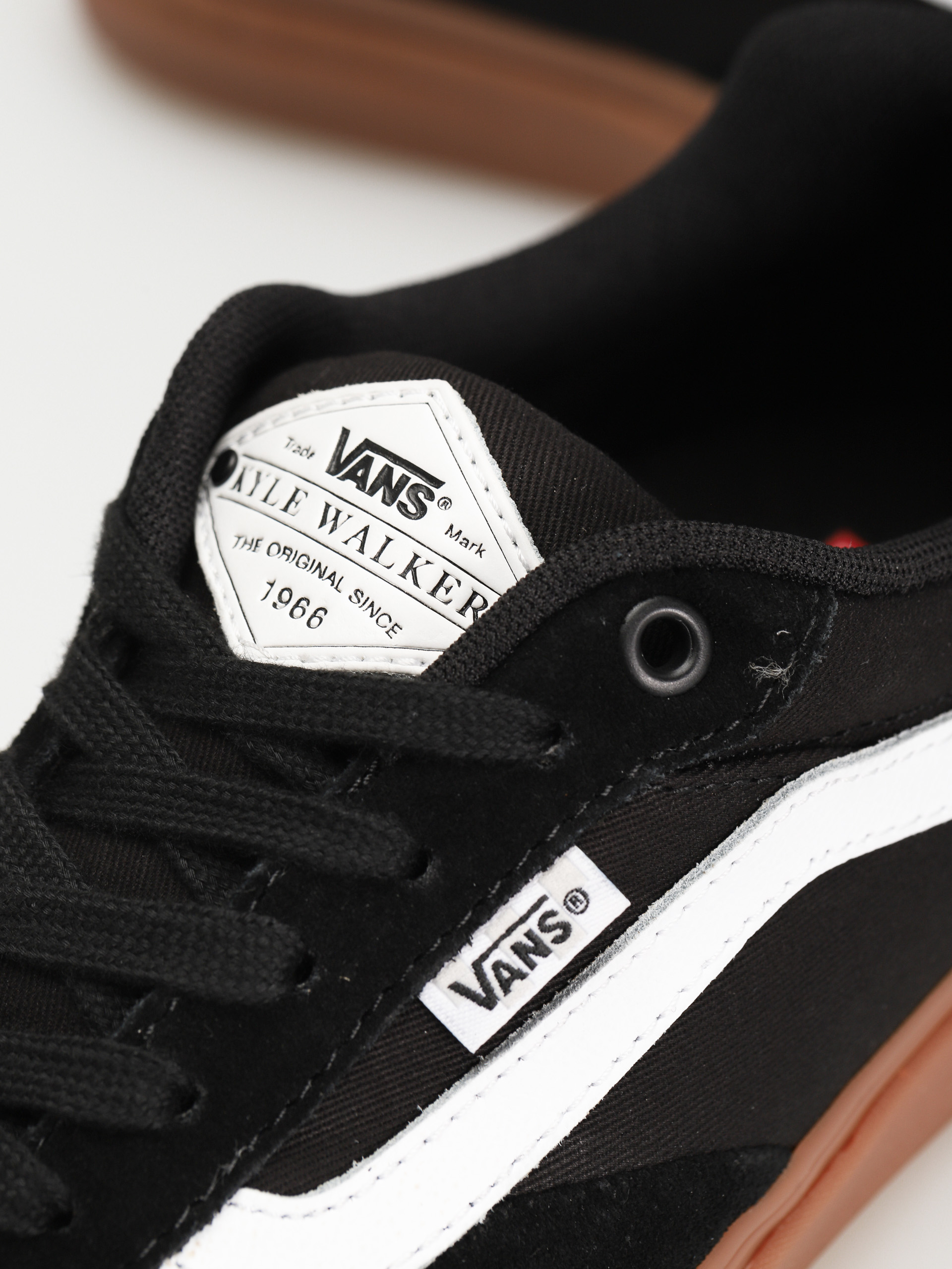 Boty Vans Kyle Walker (black/gum)