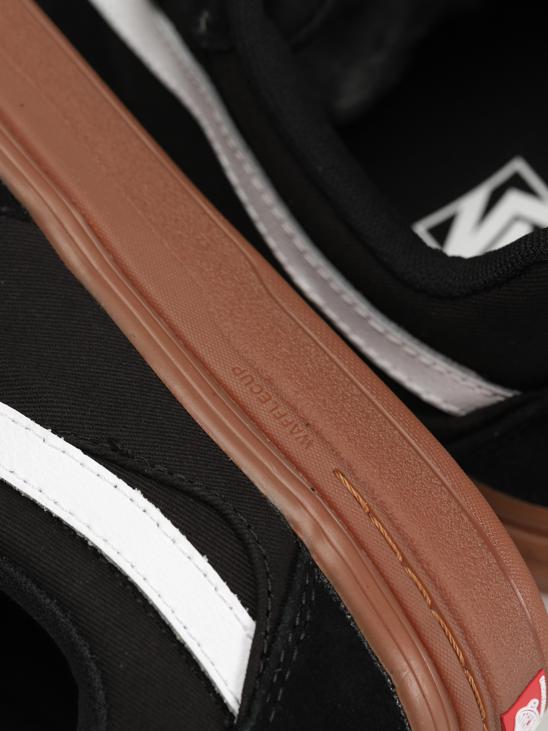 Boty Vans Kyle Walker (black/gum)