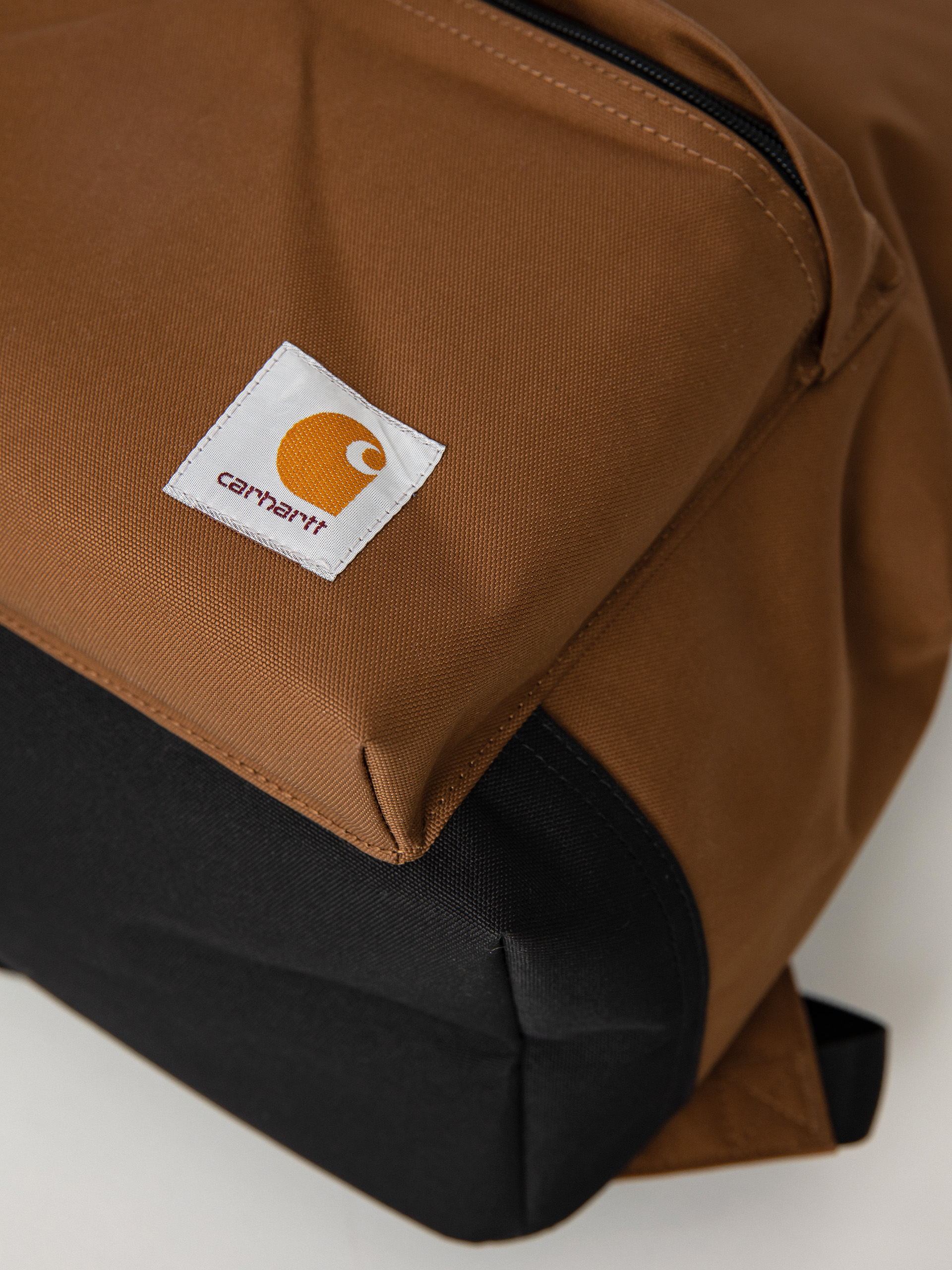 Batoh Carhartt WIP Jake (tamarind)