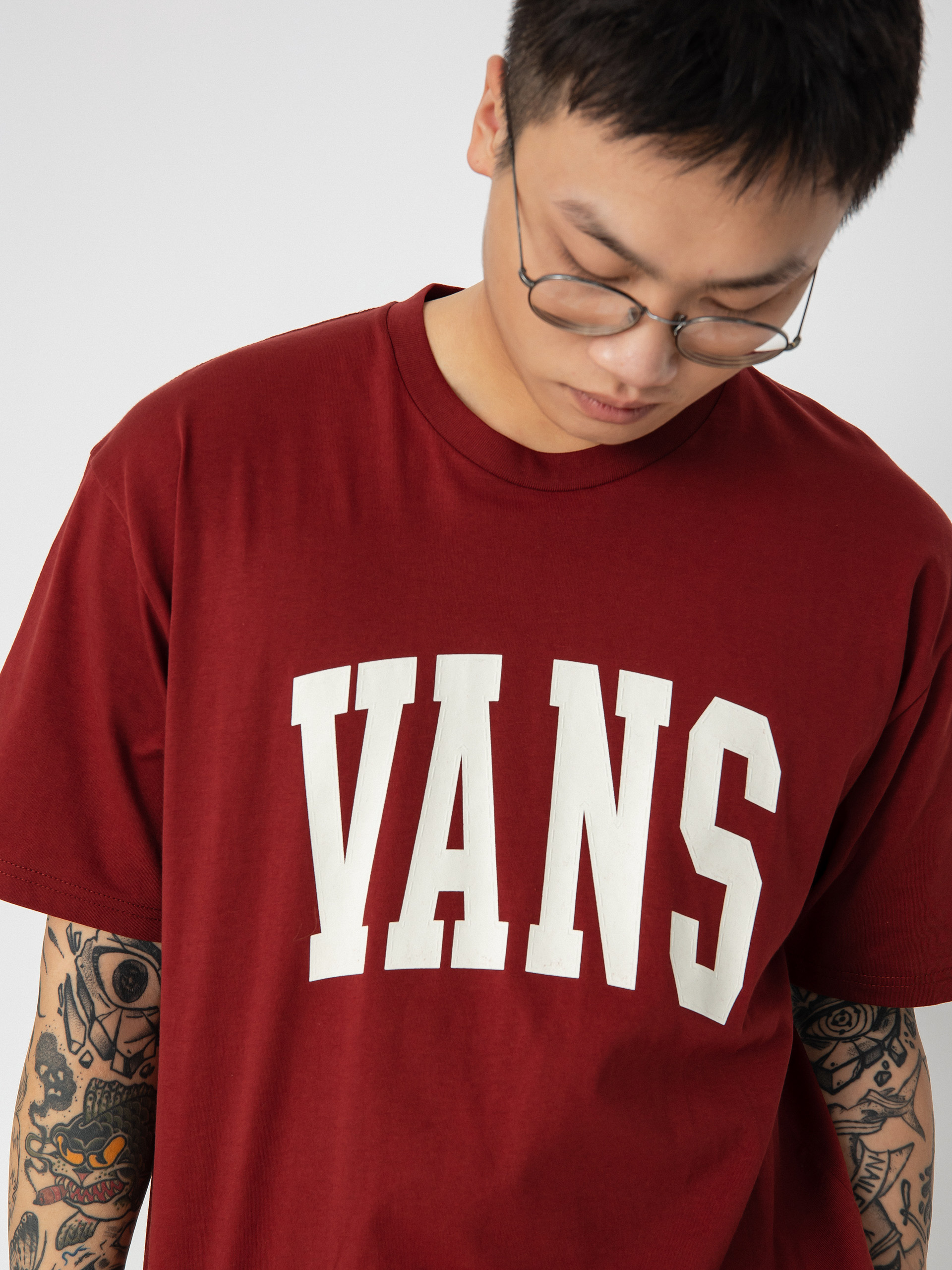 Tričko Vans Varsity Type (syrah)