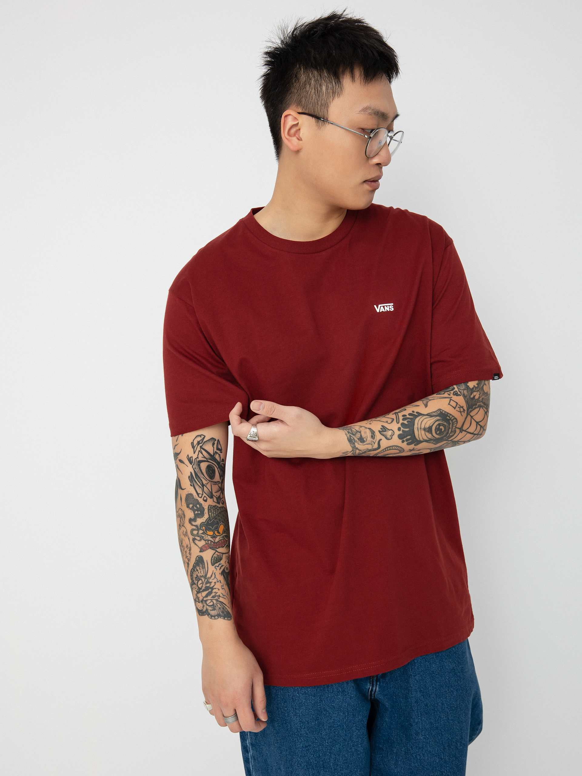 Tričko Vans Left Chest Logo (syrah/white)