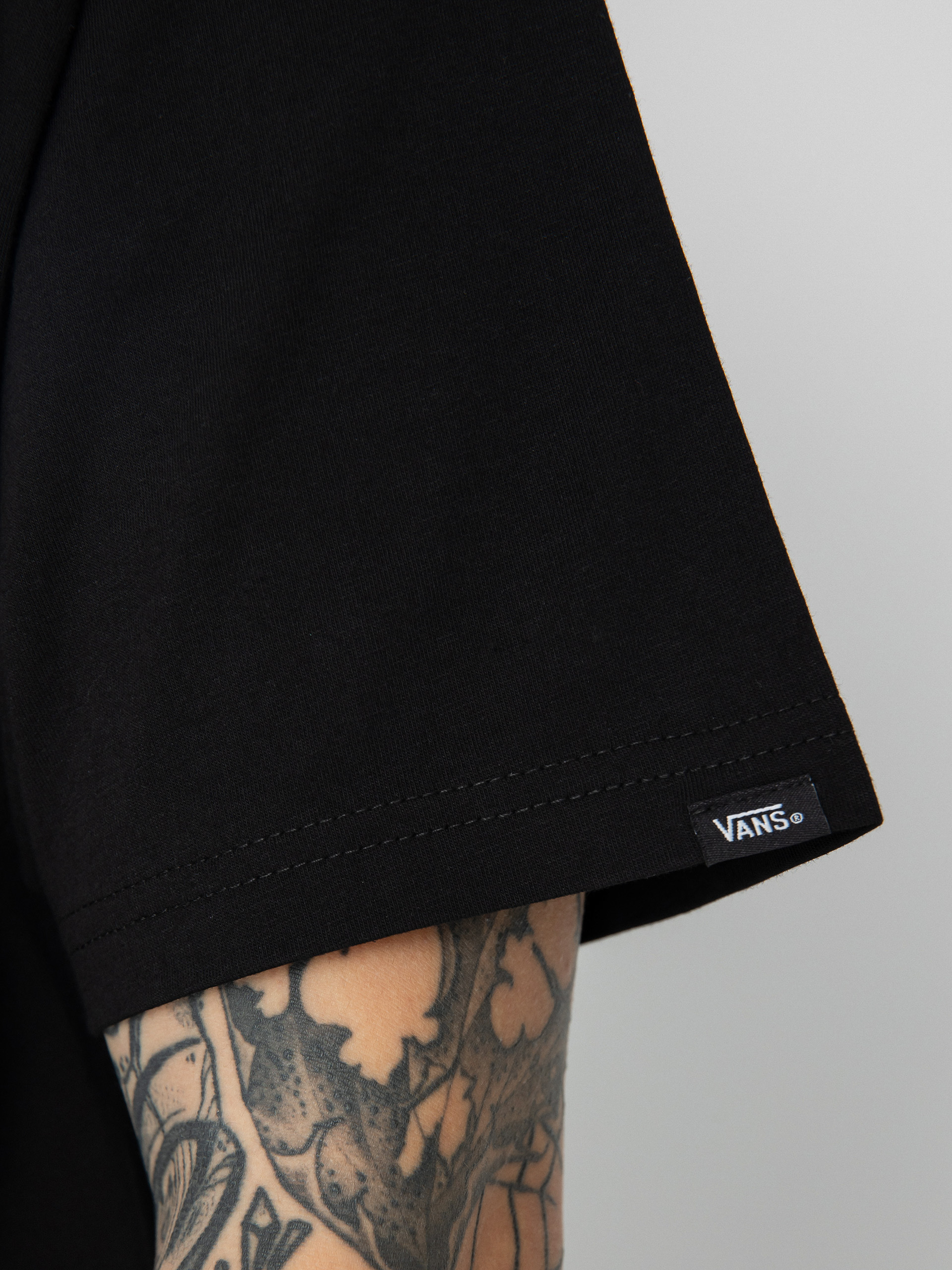 Tričko Vans Left Chest Logo II (black/waterfall)