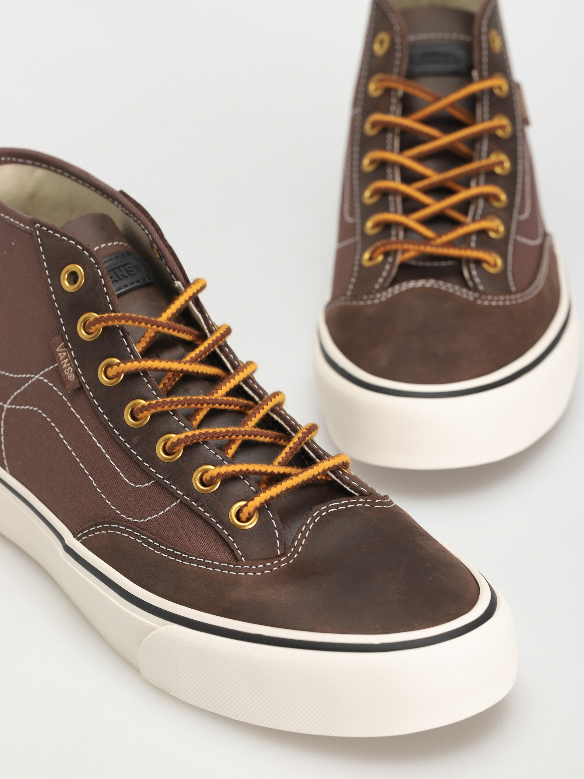 Boty Vans Ua Destruct Mid VR3 (harry bryant brown)