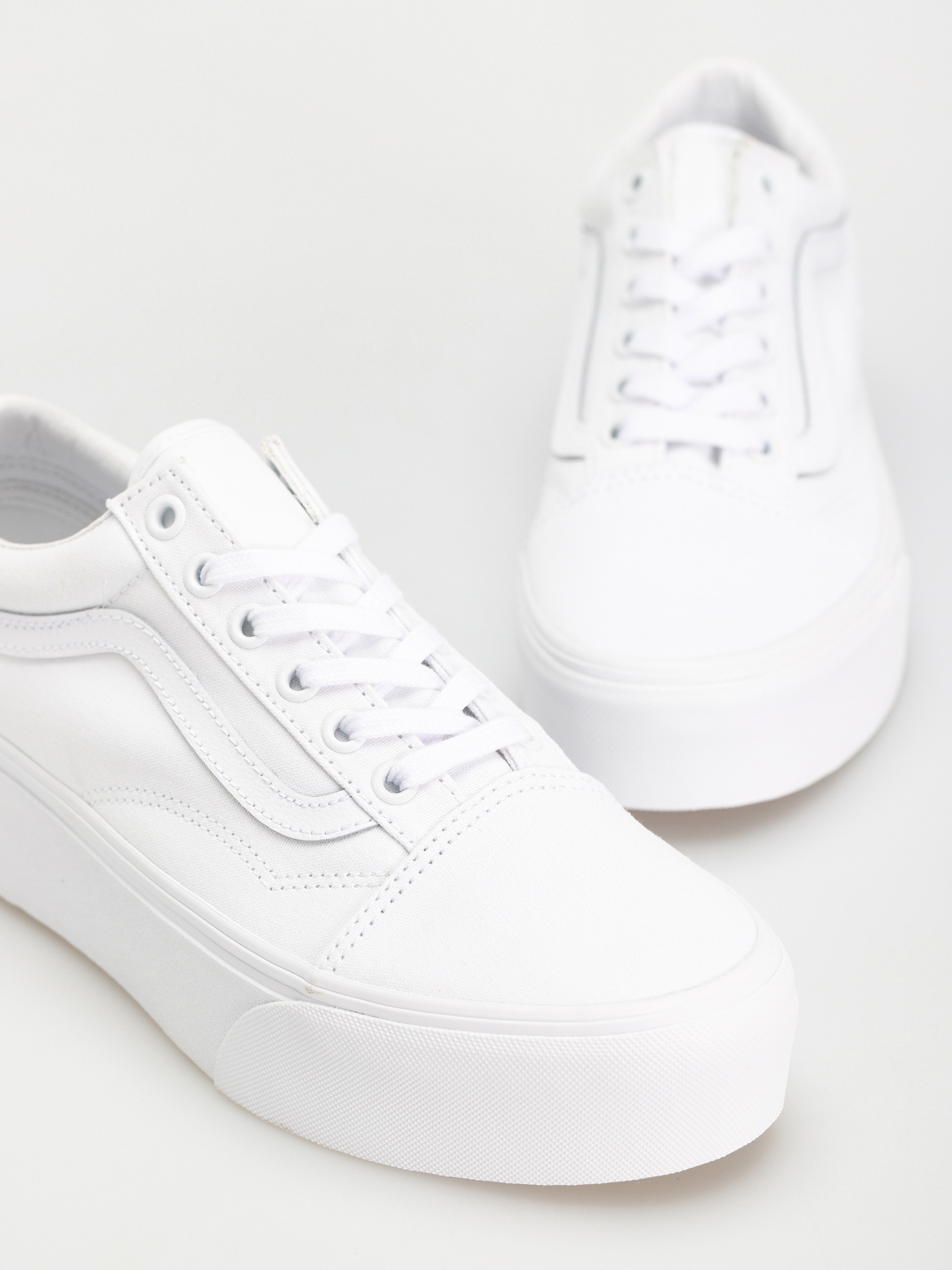 Boty Vans Old Skool Stackform Wmn (true white)