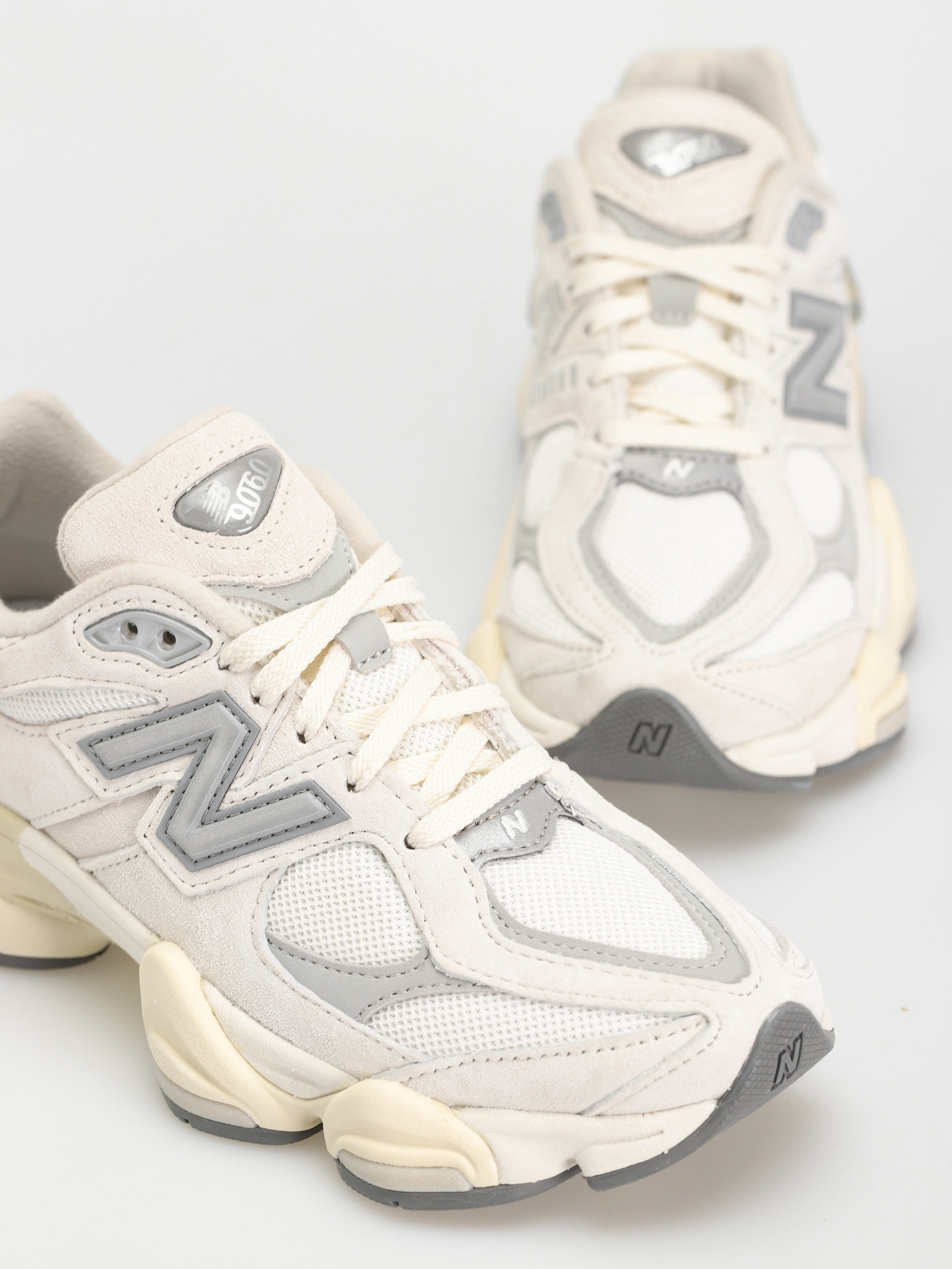 Boty New Balance 9060 (sea salt)