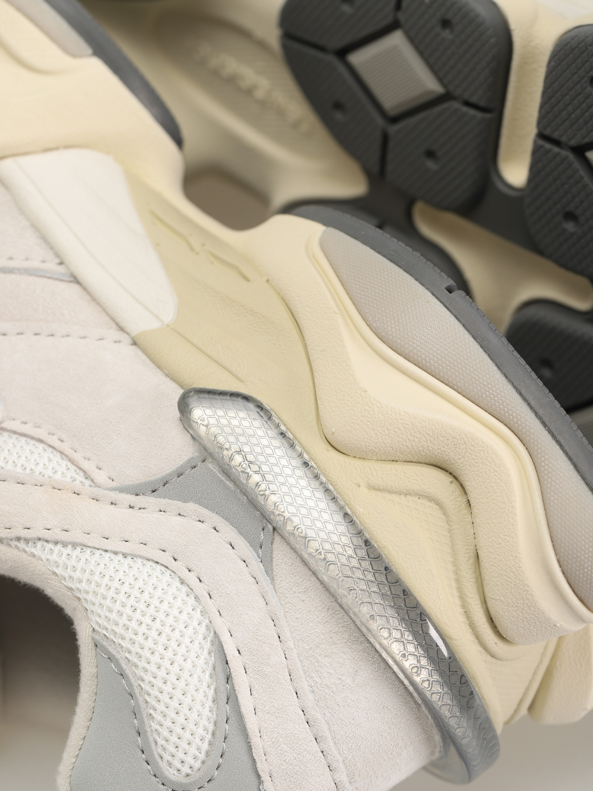 Boty New Balance 9060 (sea salt)