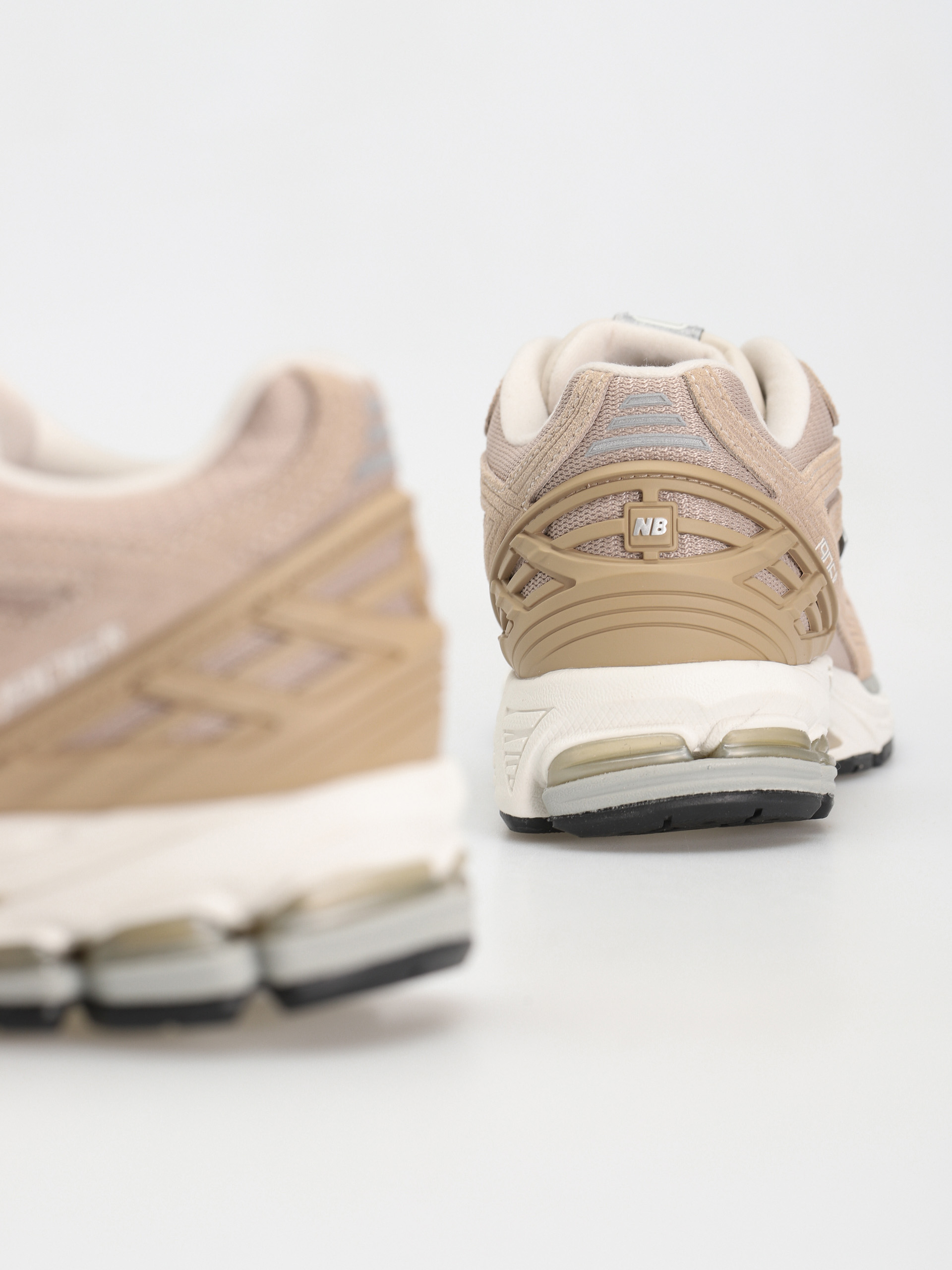 Boty New Balance 1906R (mindful grey)