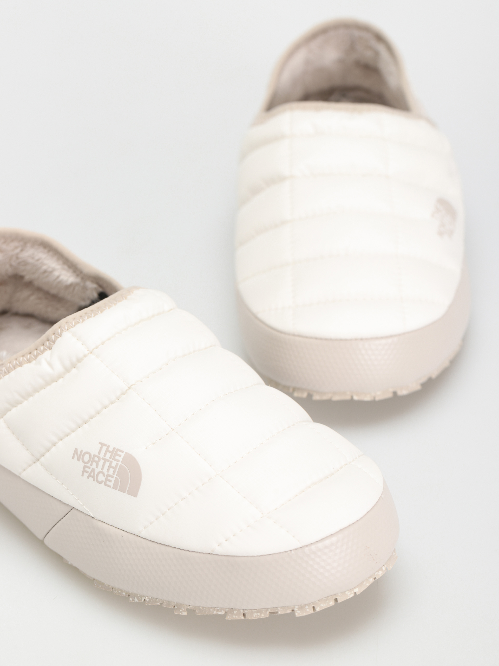 Boty The North Face Thermoball Traction Mule V Wmn (gardenia white/silver grey)