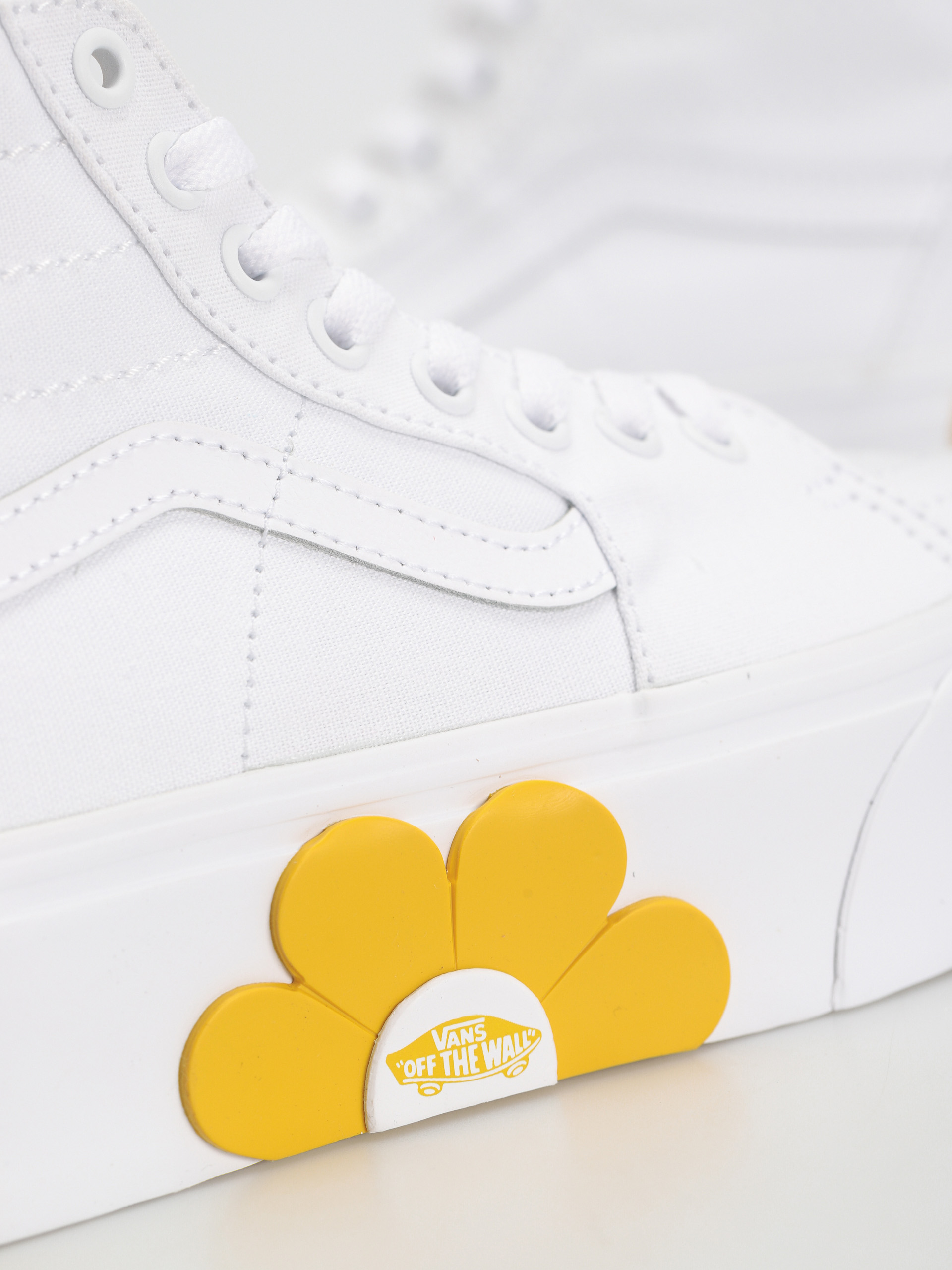 Boty Vans Sk8 Hi Tapered Stackform Osf Wmn (true white)