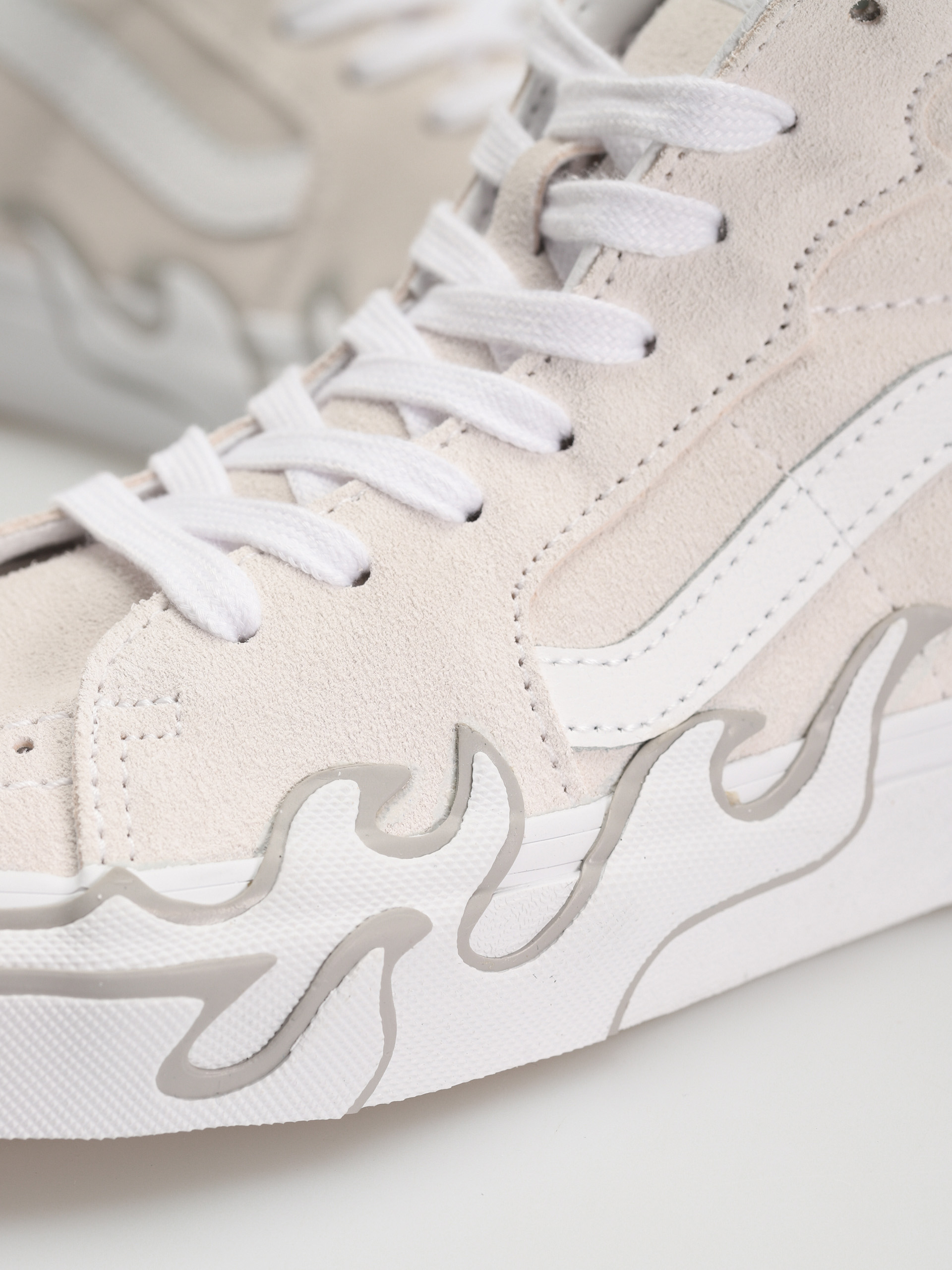 Boty Vans Sk8 Hi Flame (suede white/white)