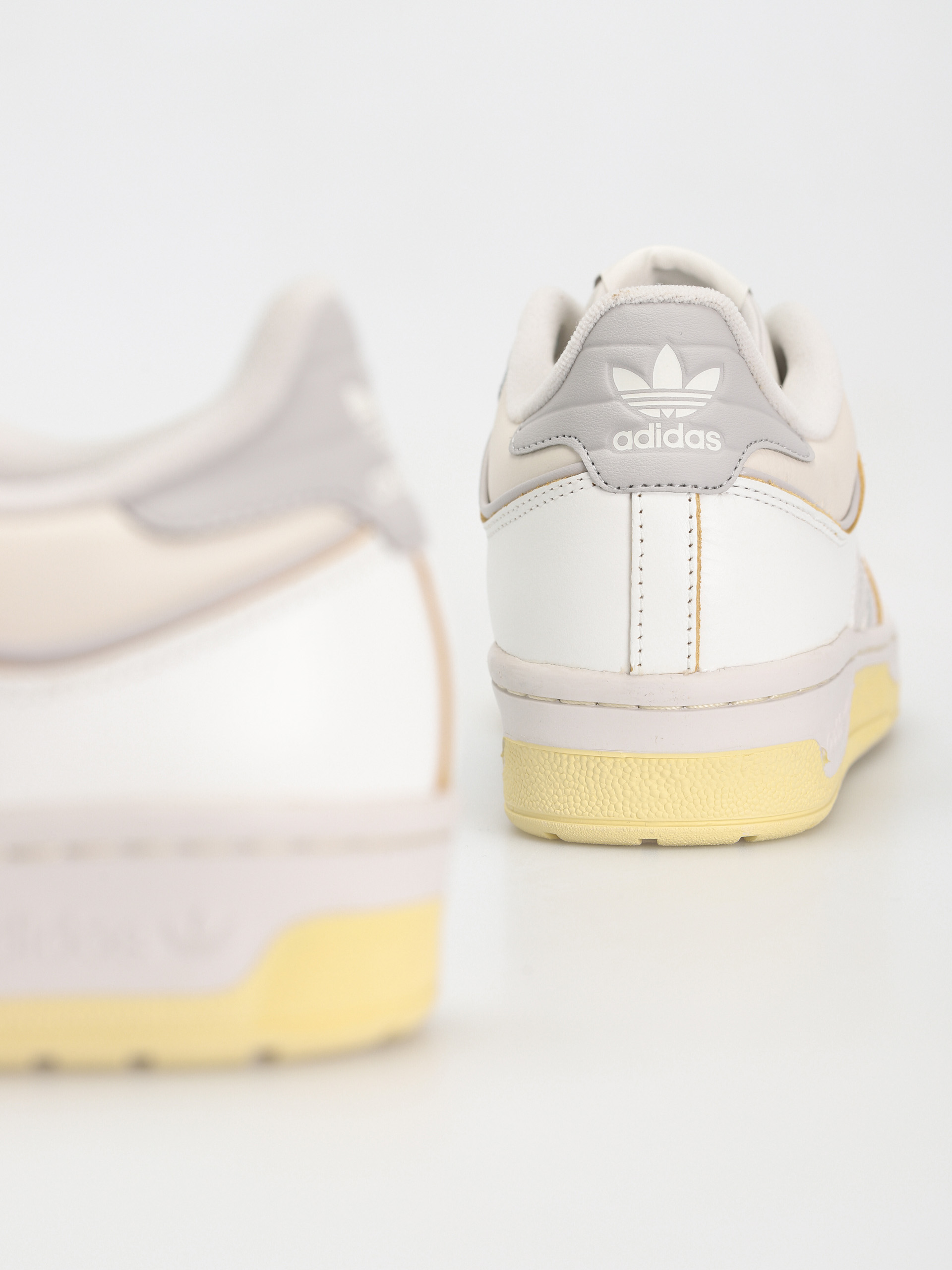 Boty adidas Originals Rivalry Low 86 (cwhite/greone/owhite)