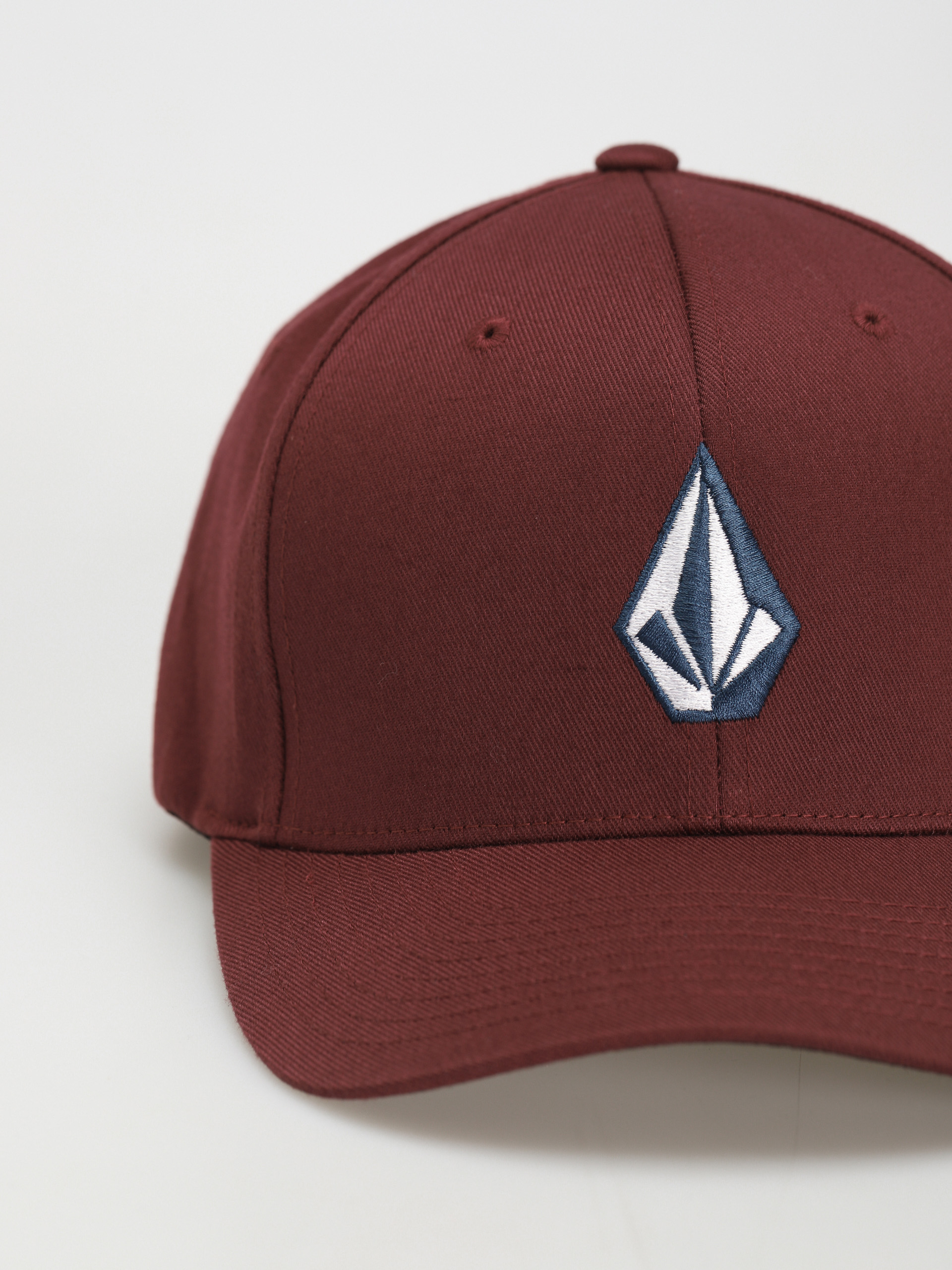 Kšiltovka  Volcom Full Stone Flexfit (bordeaux brown)