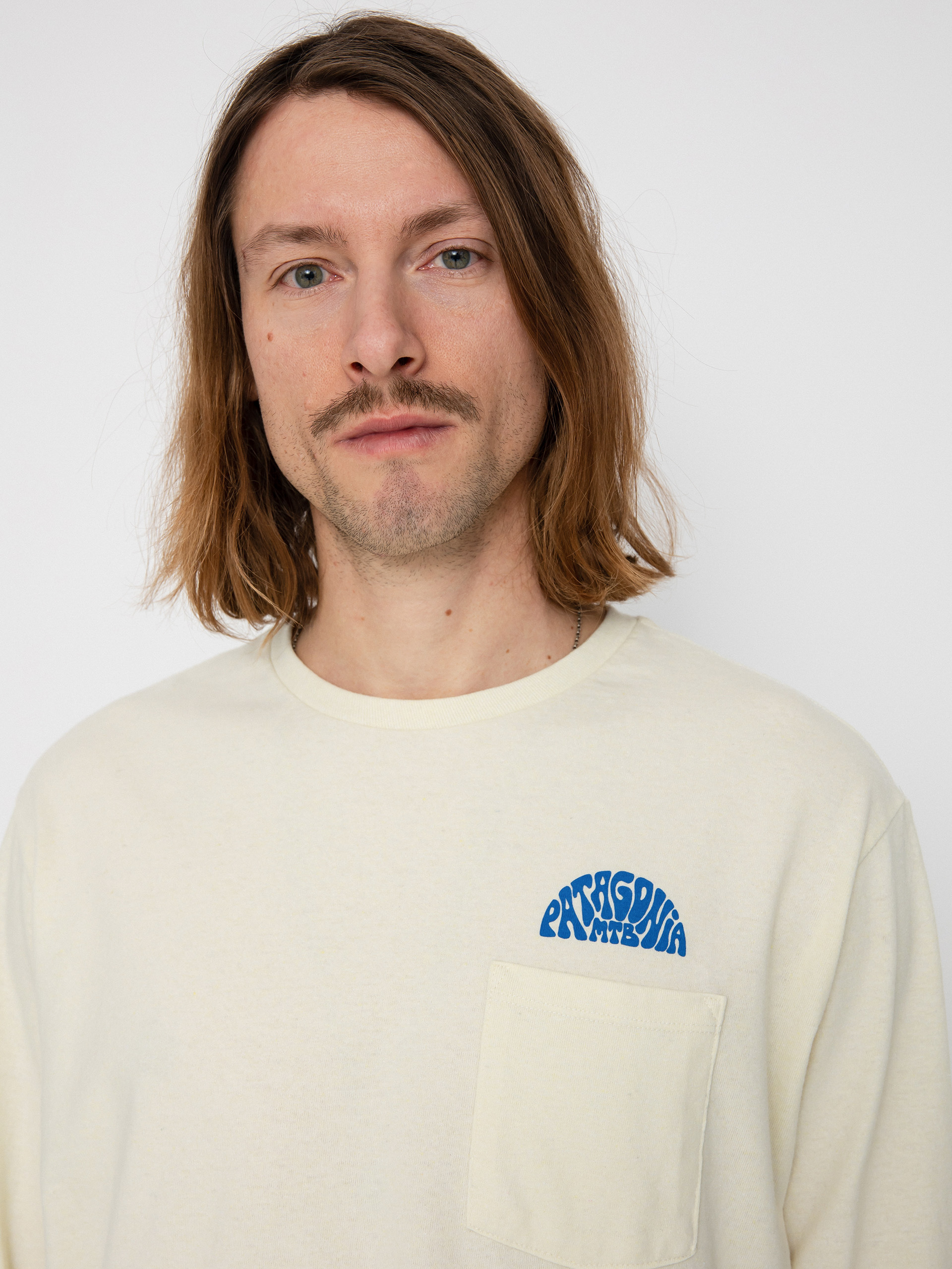 Triko Patagonia Maintain Momentum Pocket Responsibili (birch white)