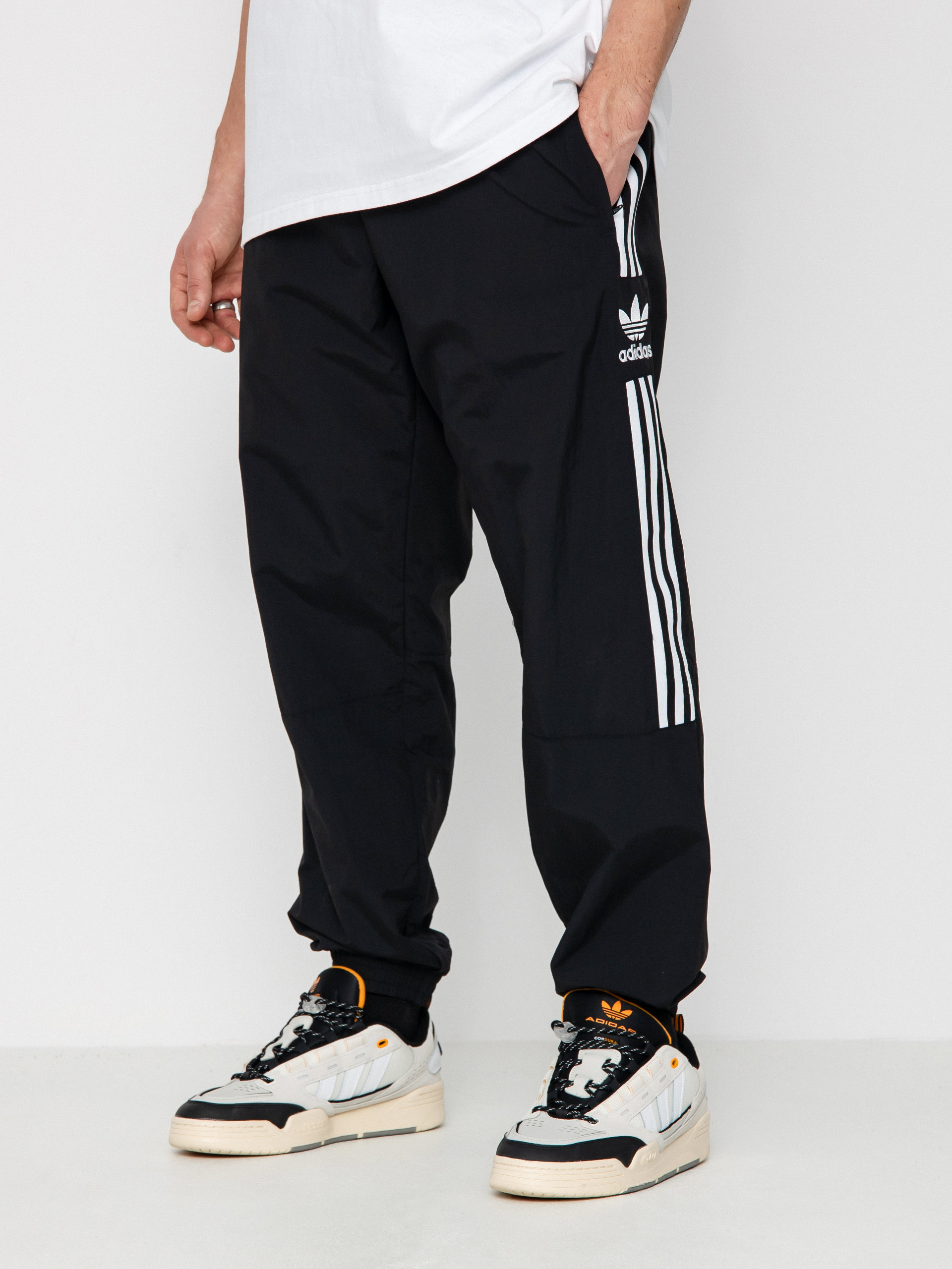 Adidas originals lock sales up tp