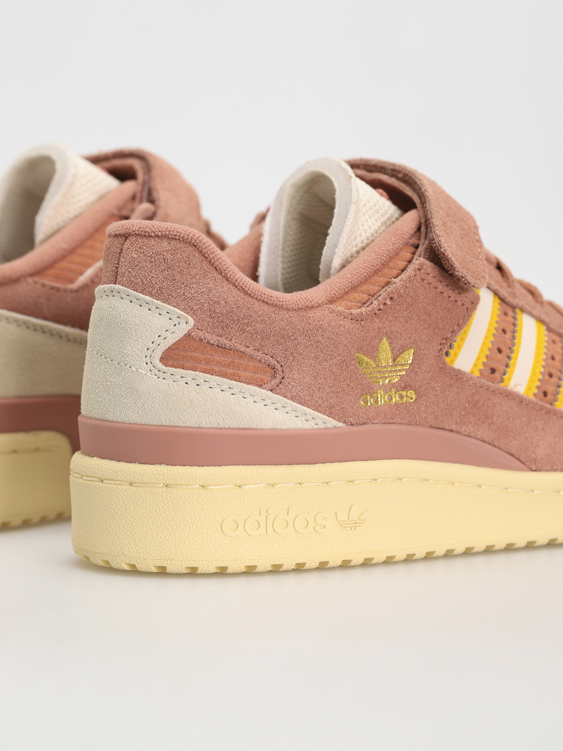 Boty adidas Originals Forum 84 Low (clastr/cwhite/bogold)