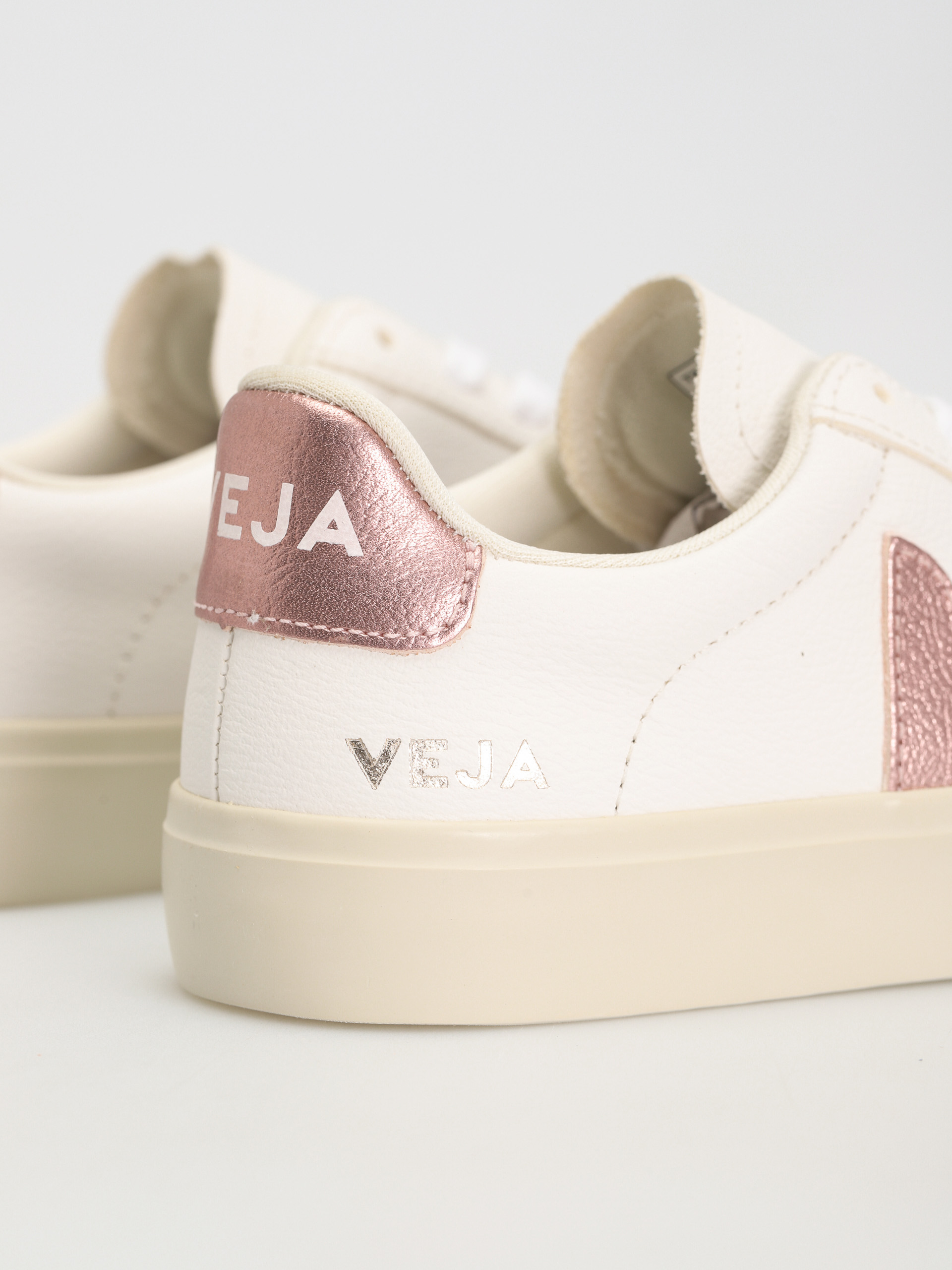 Boty Veja Campo Wmn (extra white nacre)
