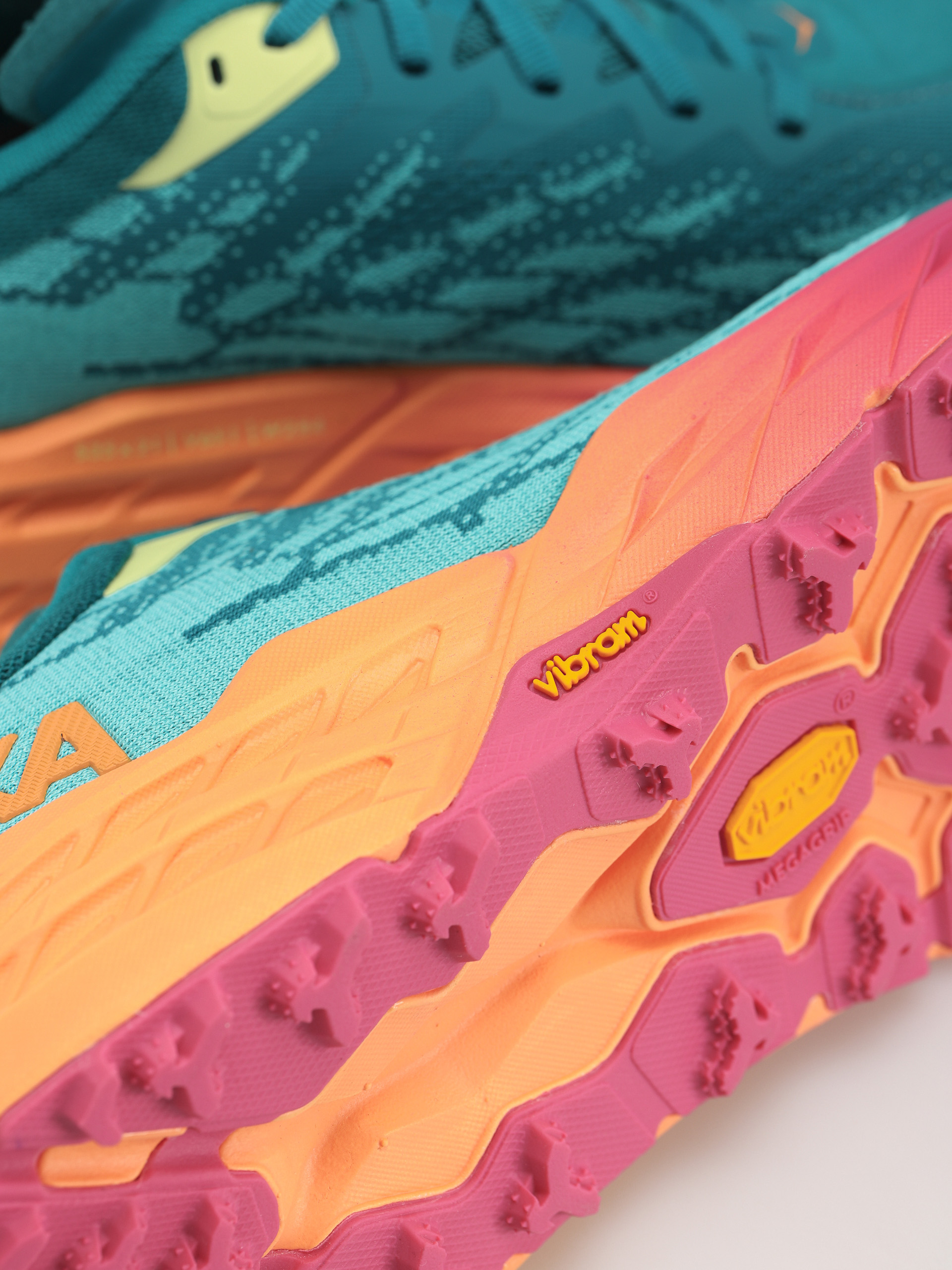 Boty Hoka Speedgoat 5 (deep lake/ceramic)