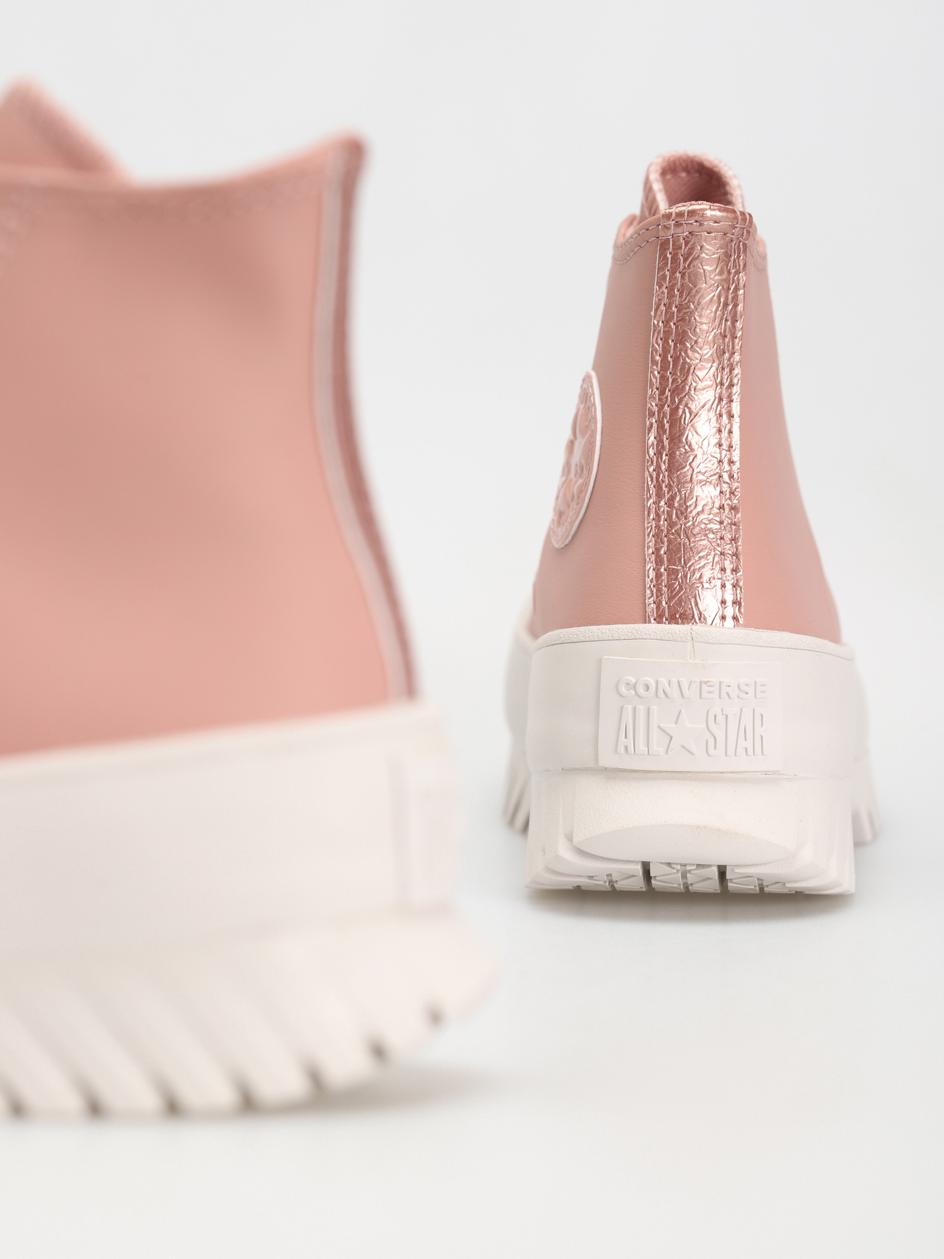 Boty Converse Chuck Taylor All Star Lugged 2.0 Hi (canyon dusk)