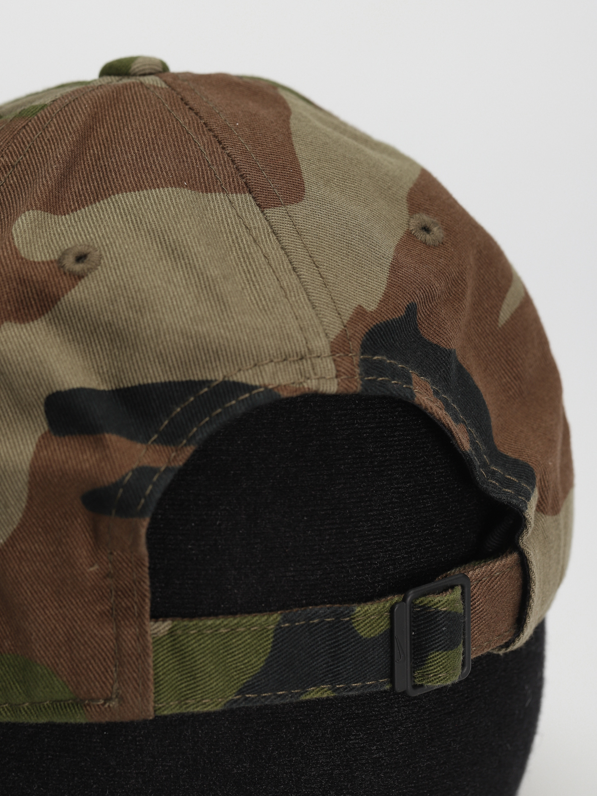 Kšiltovka  Nike SB Heritage86 Wash (medium olive/black camo)