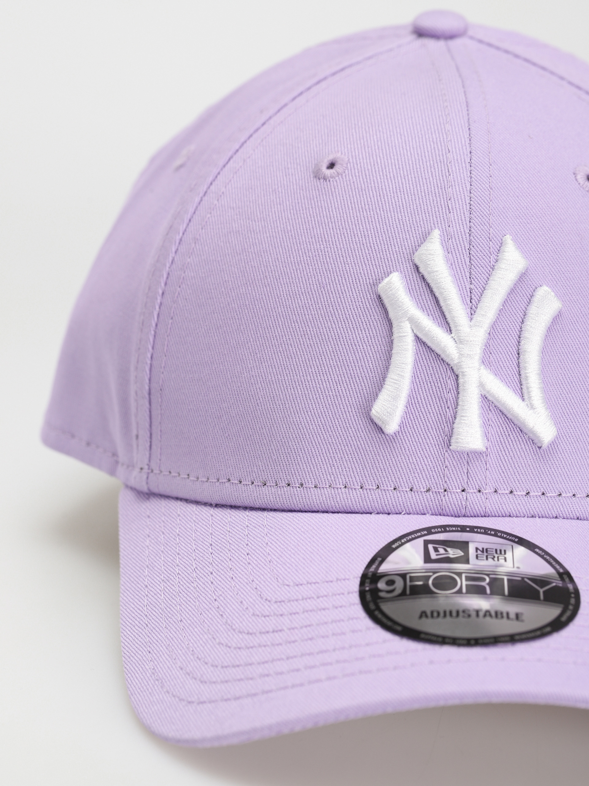 Kšiltovka  New Era League Essential 9Forty New York Yankees (lavender)