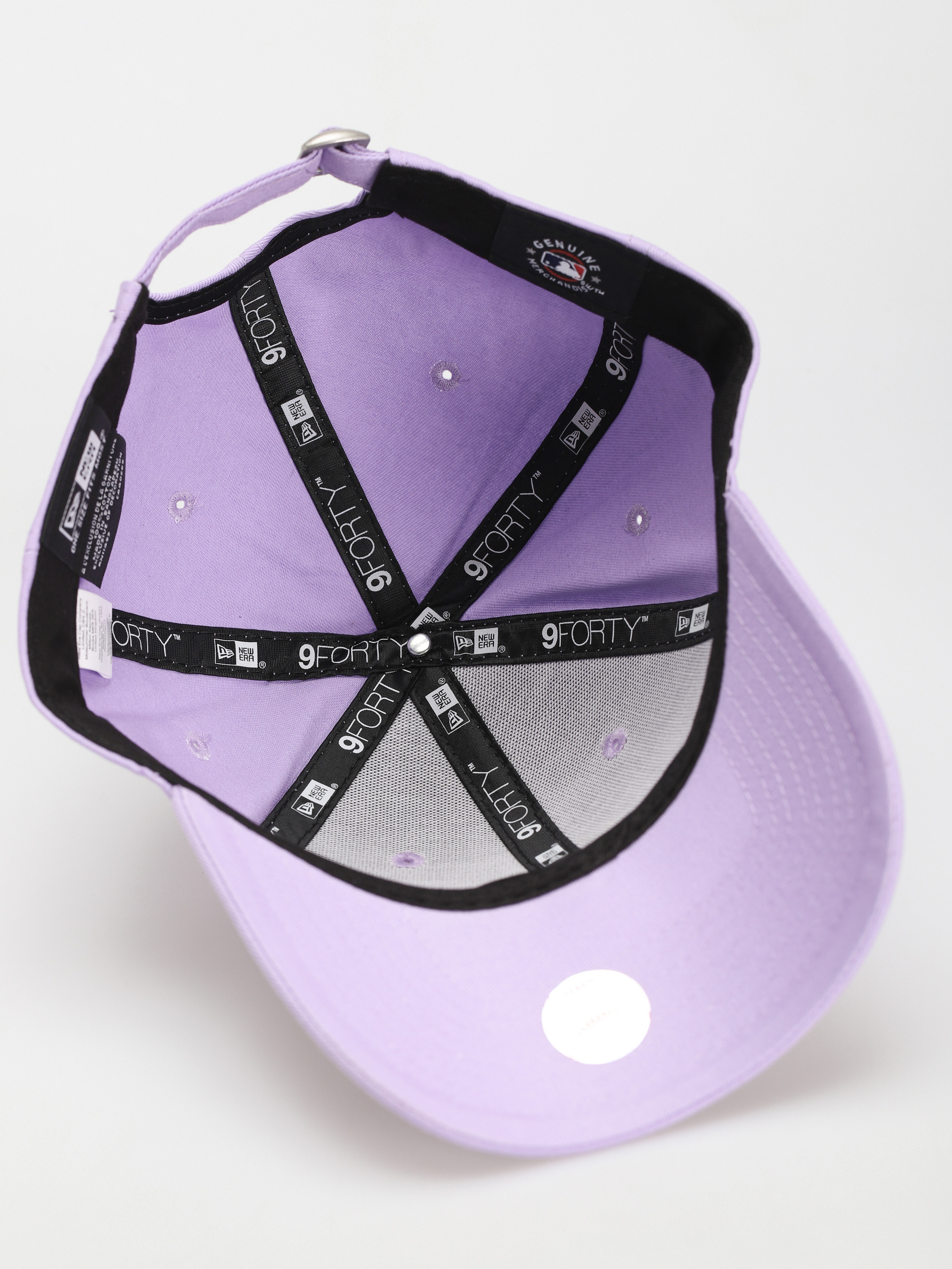 Kšiltovka  New Era League Essential 9Forty New York Yankees (lavender)