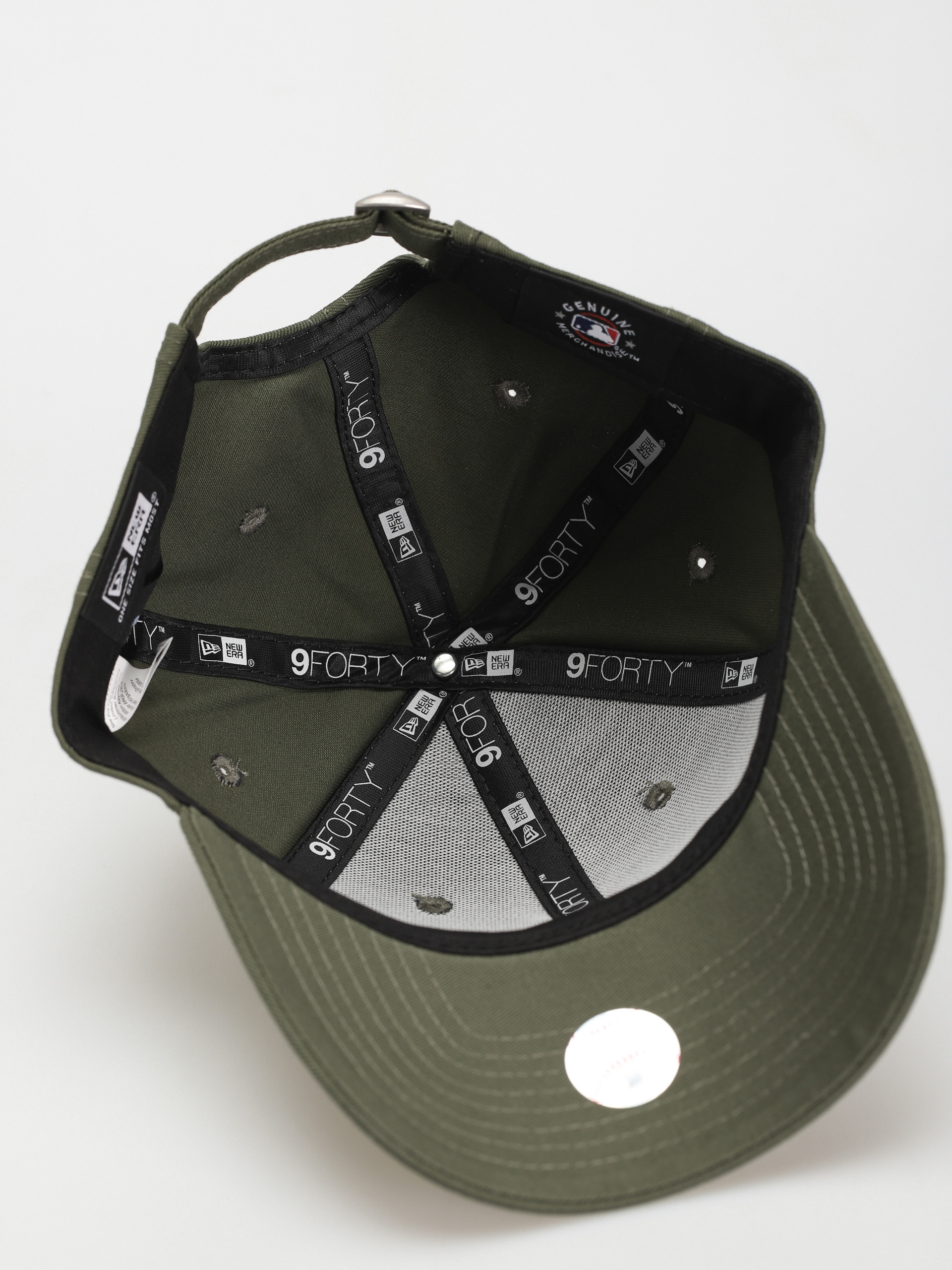 Kšiltovka  New Era League Essential 9Forty New York Yankees Wmn (olive/white)