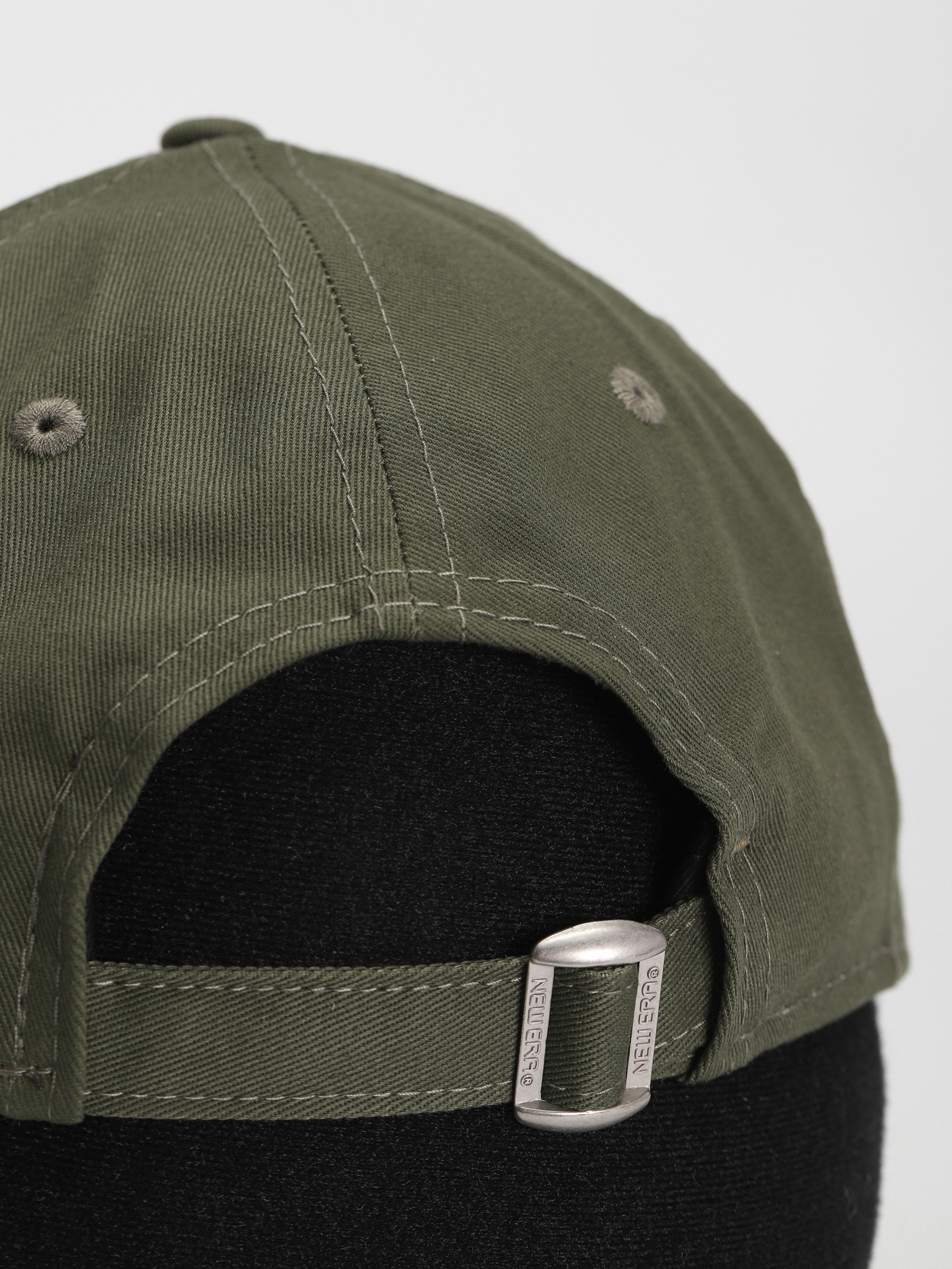 Kšiltovka  New Era League Essential 9Forty New York Yankees Wmn (olive/white)