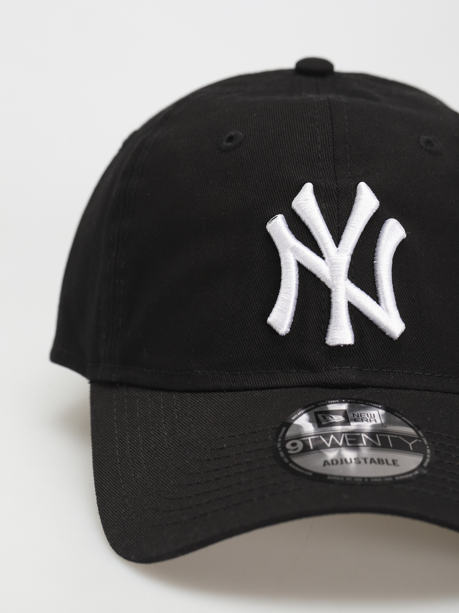 Kšiltovka  New Era League Essential 9Twenty New York Yankees (black)