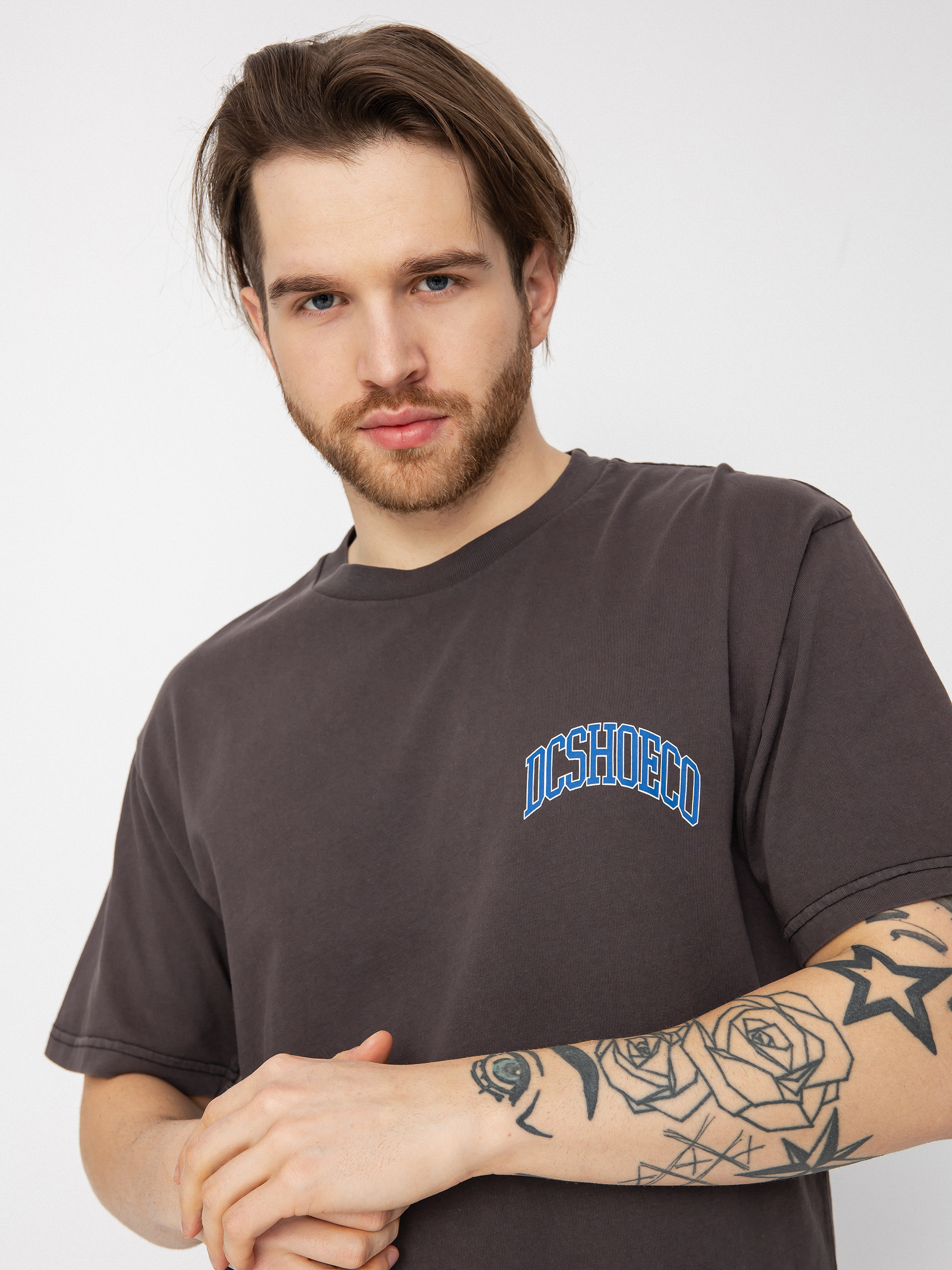 Tričko DC Arch (black enzyme wash)