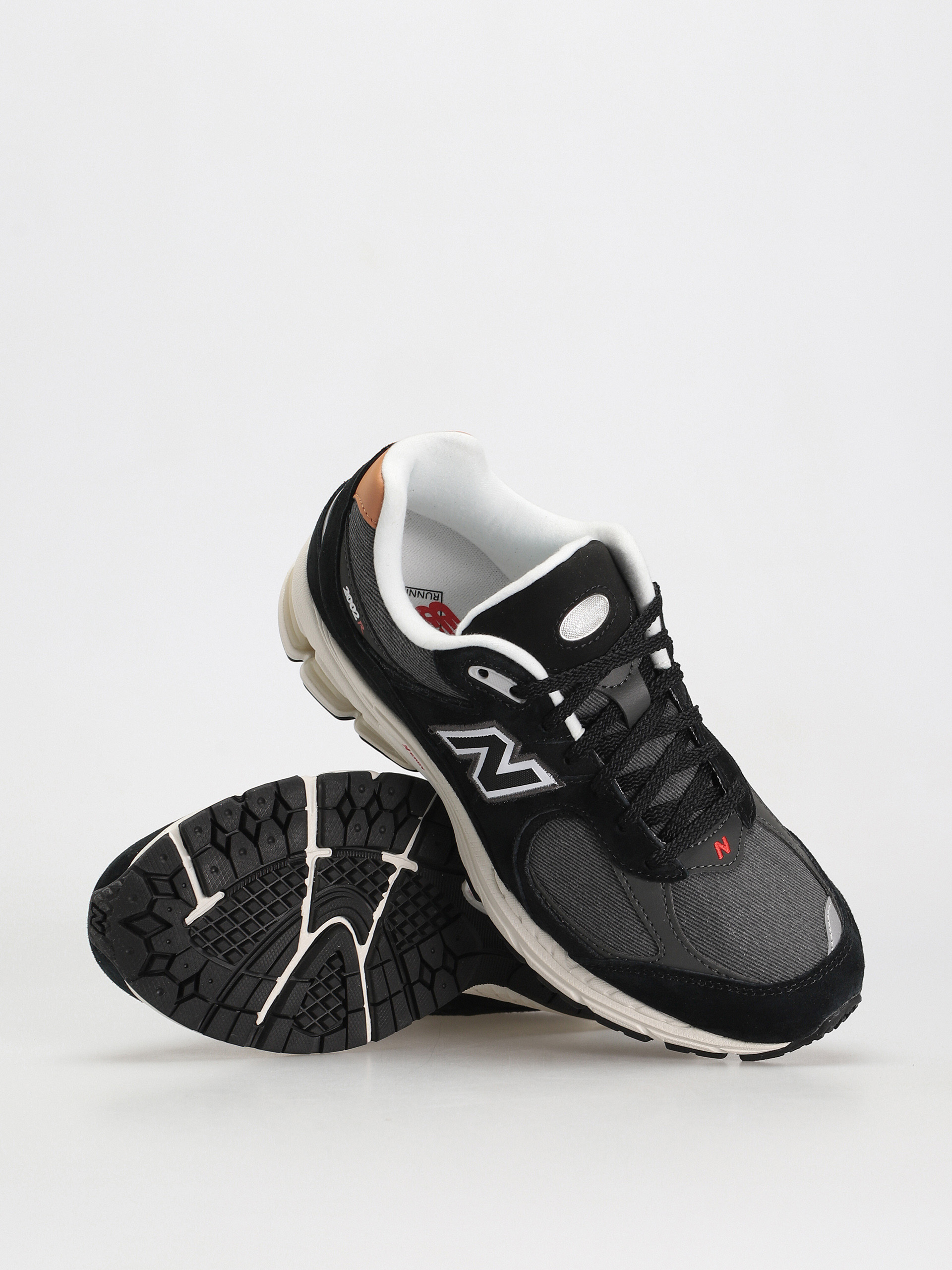 Boty New Balance 2002R (black)
