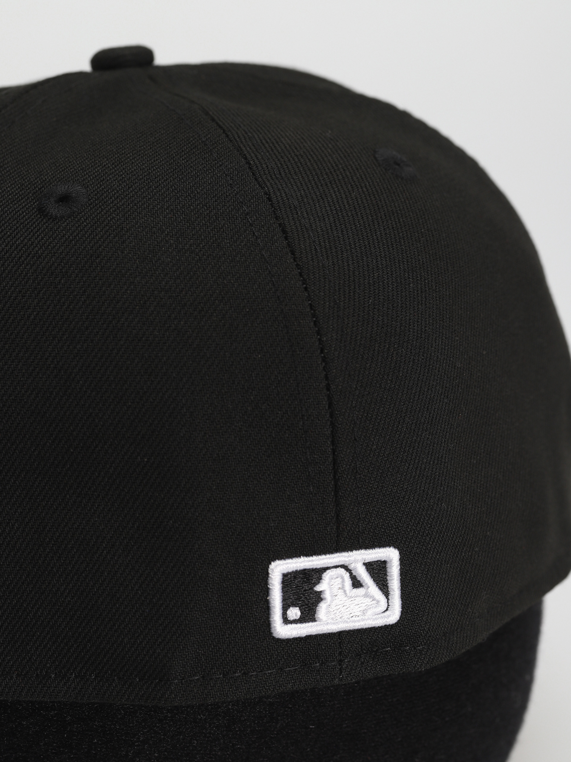 Kšiltovka  New Era League Essential 59Fifty Los Angeles Dodgers (black/white)