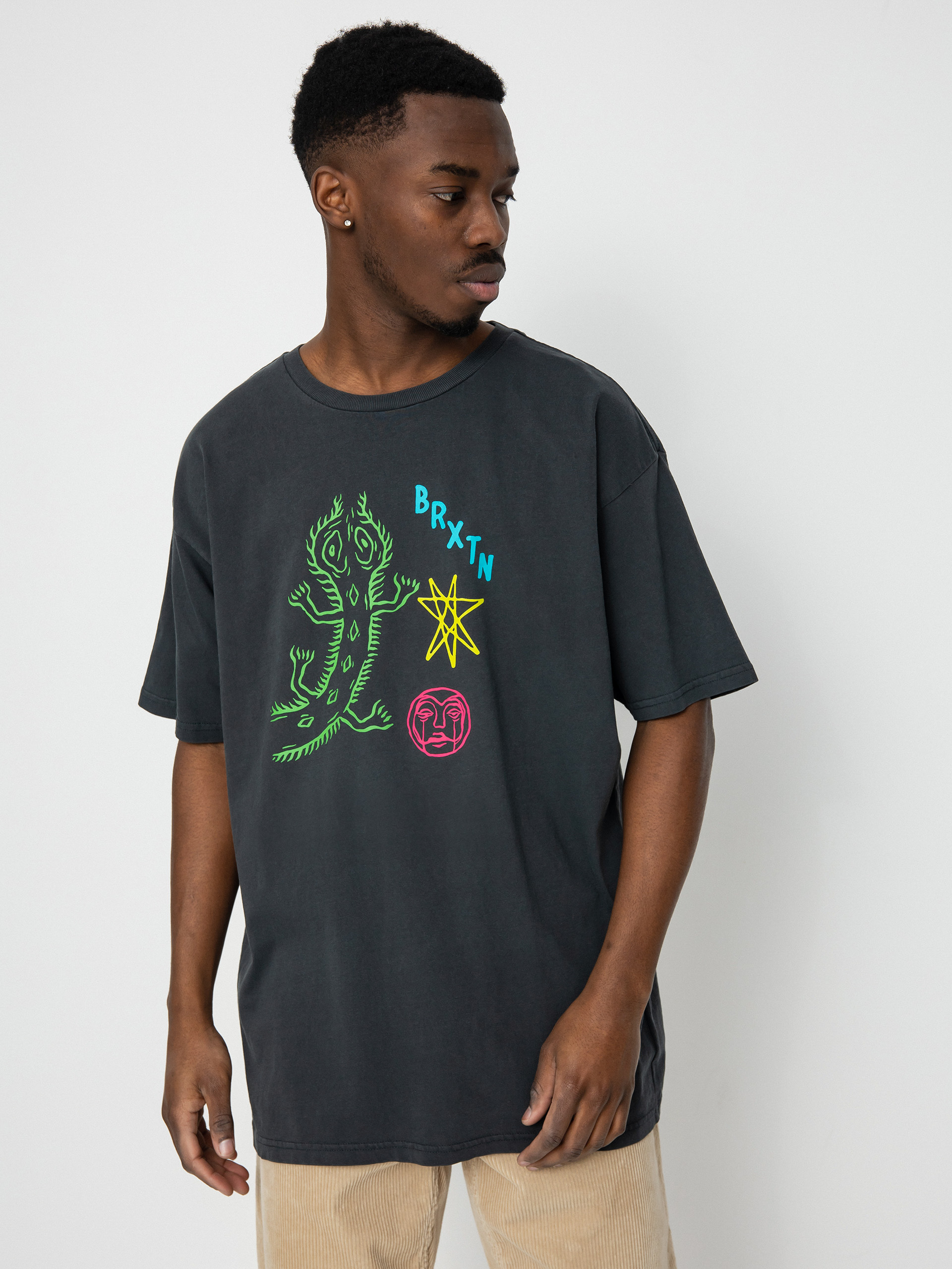 Tričko Brixton Lanark Relaxed (black garment dye)