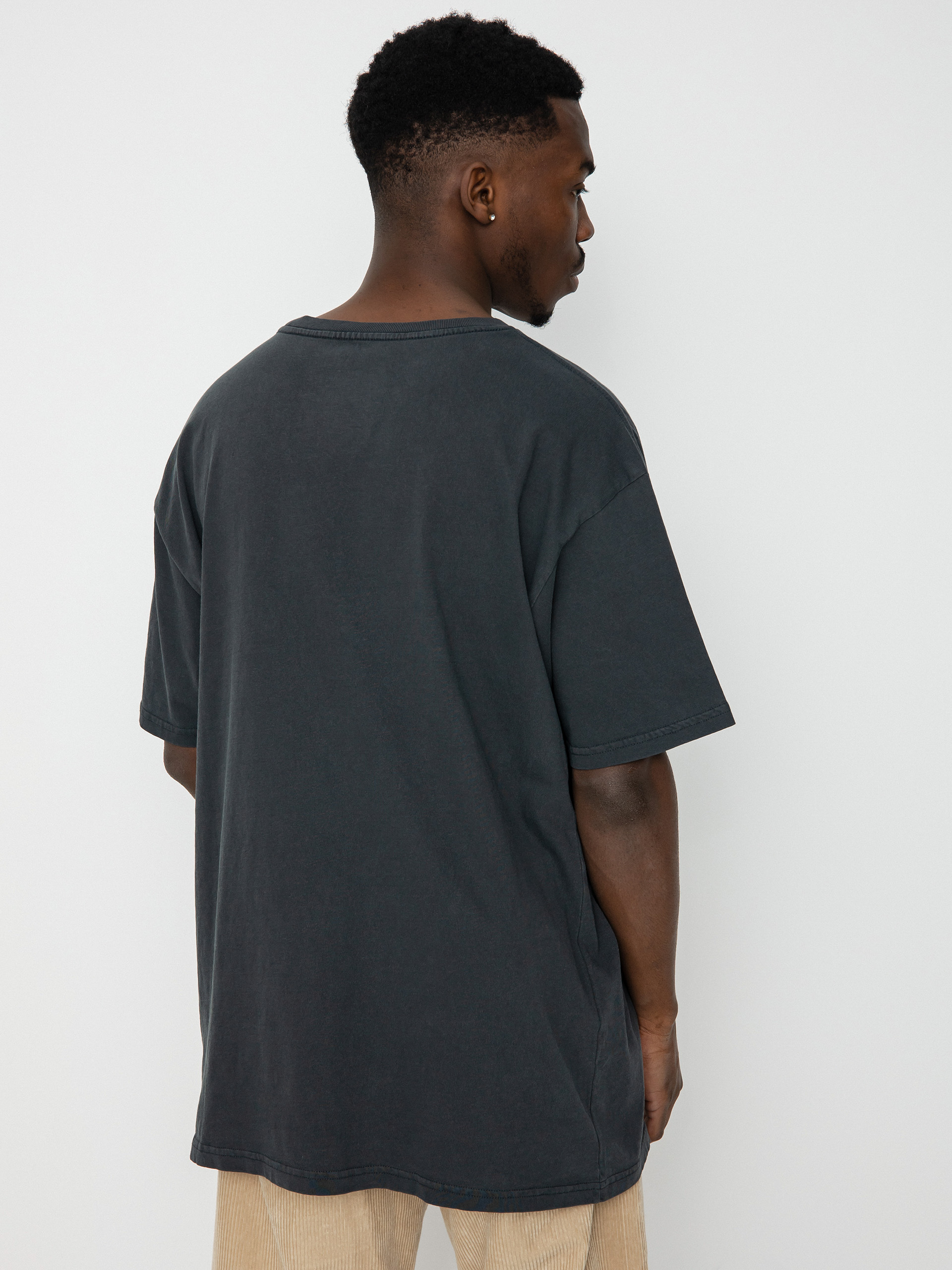 Tričko Brixton Lanark Relaxed (black garment dye)