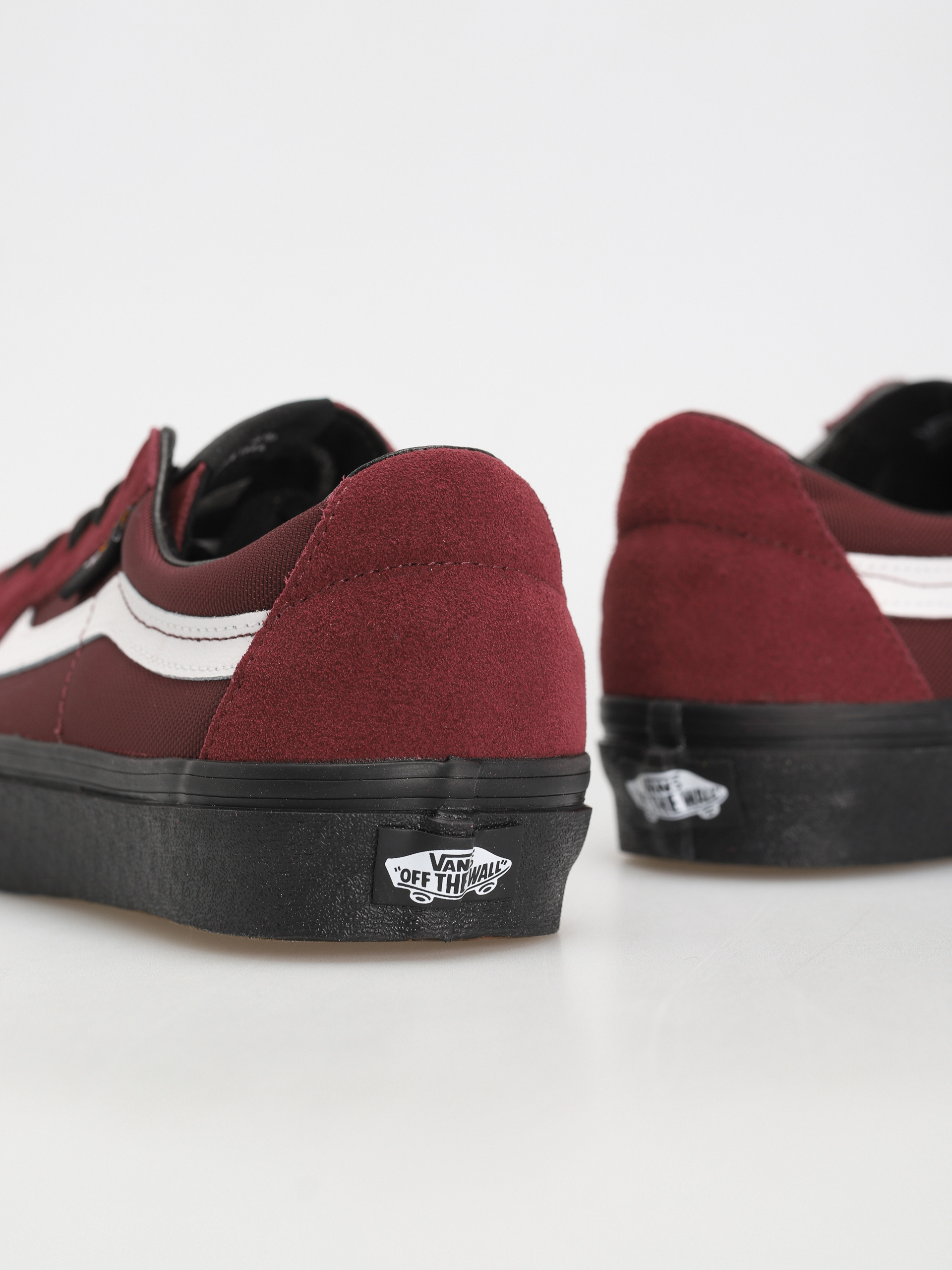 Boty Vans Sk8 Low (cordura port royale/black)
