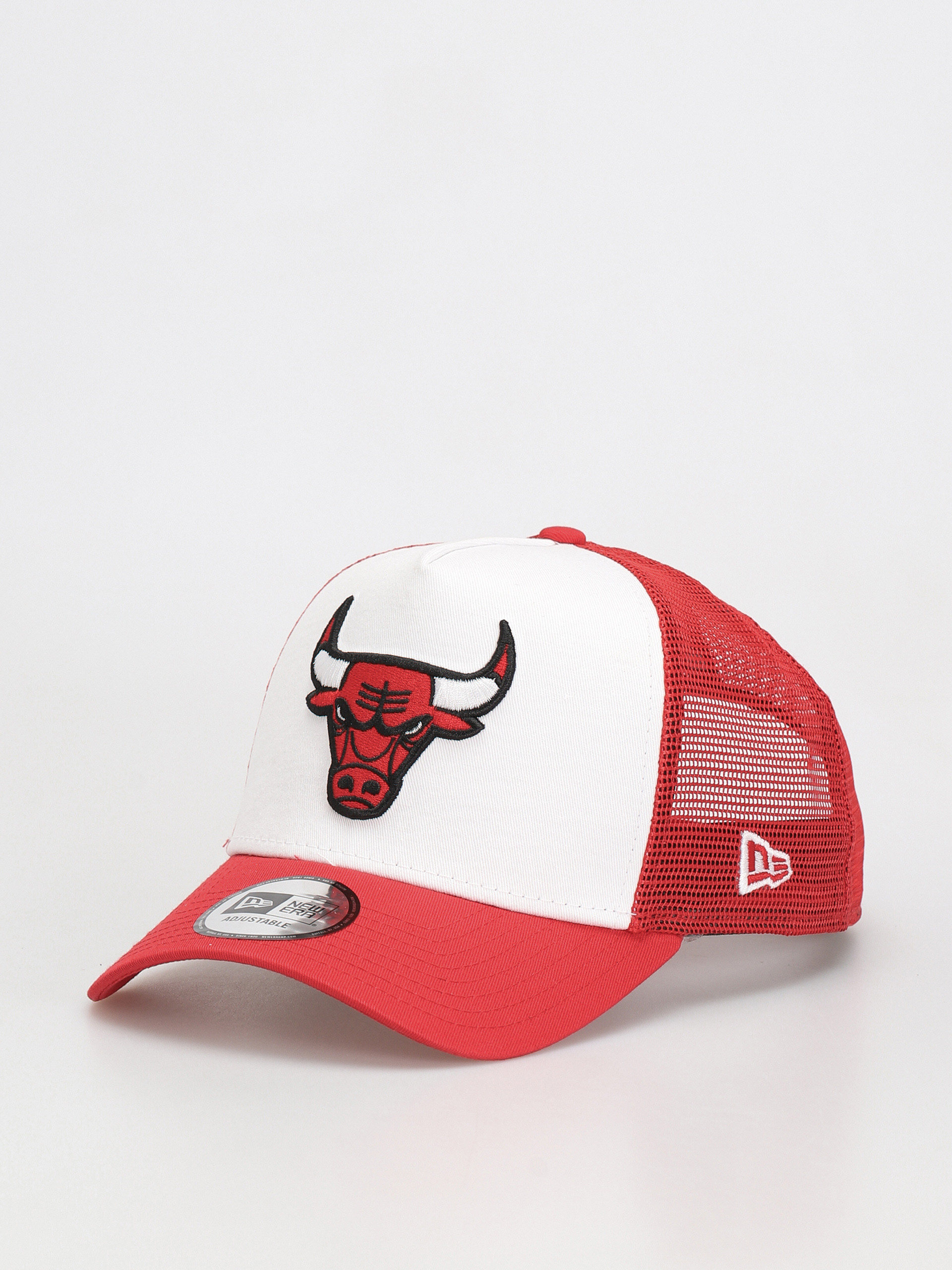 Kšiltovka  New Era Team Colour Block Trucker Chicago Bulls (white/red)