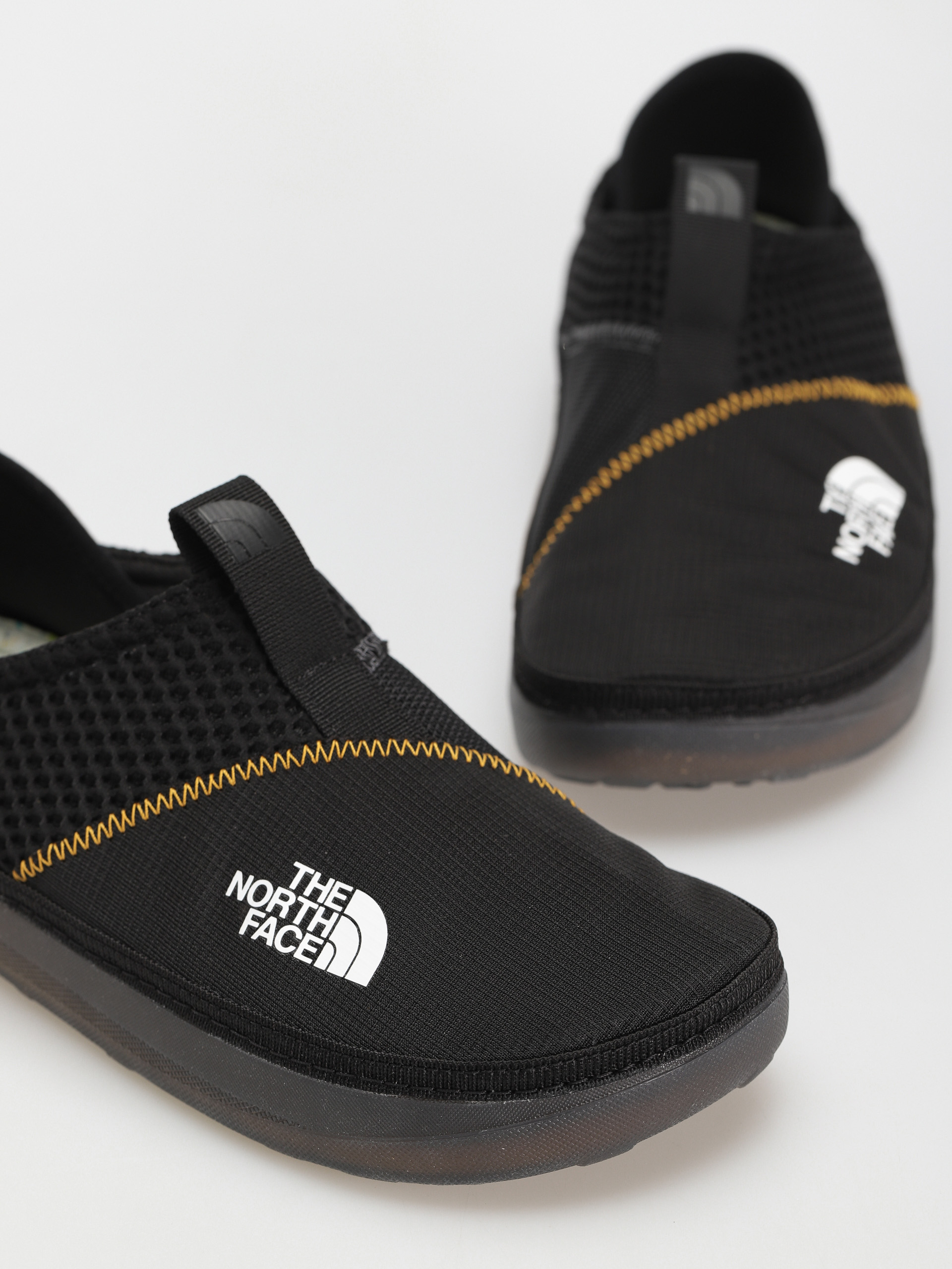 Boty The North Face Base Camp Mule (tnf black/tnf black)