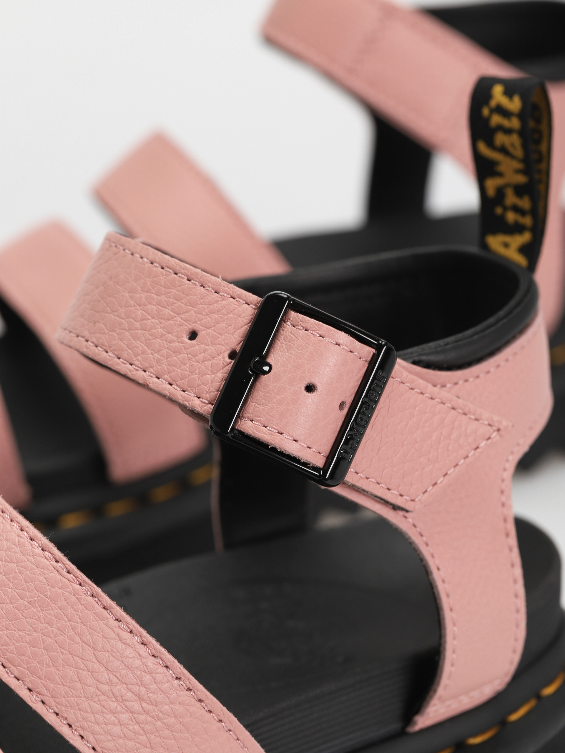 Sandaly Dr. Martens Buty Blaire Wmn (peach beige)