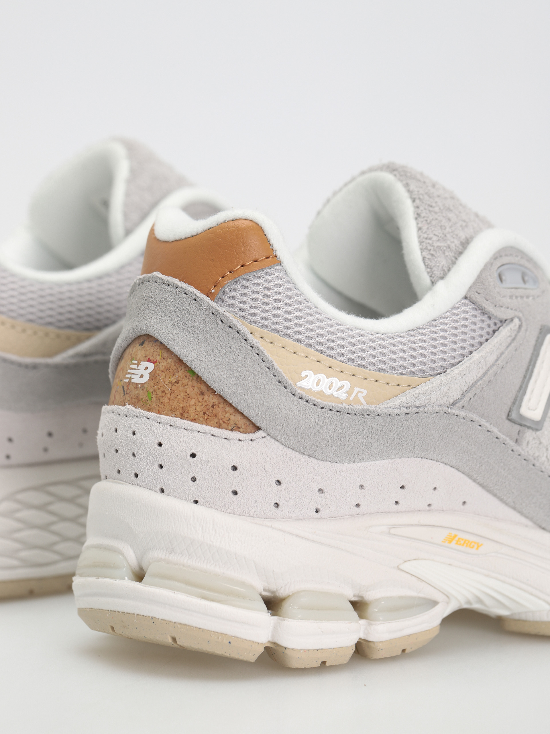 Boty New Balance 2002R (concrete)