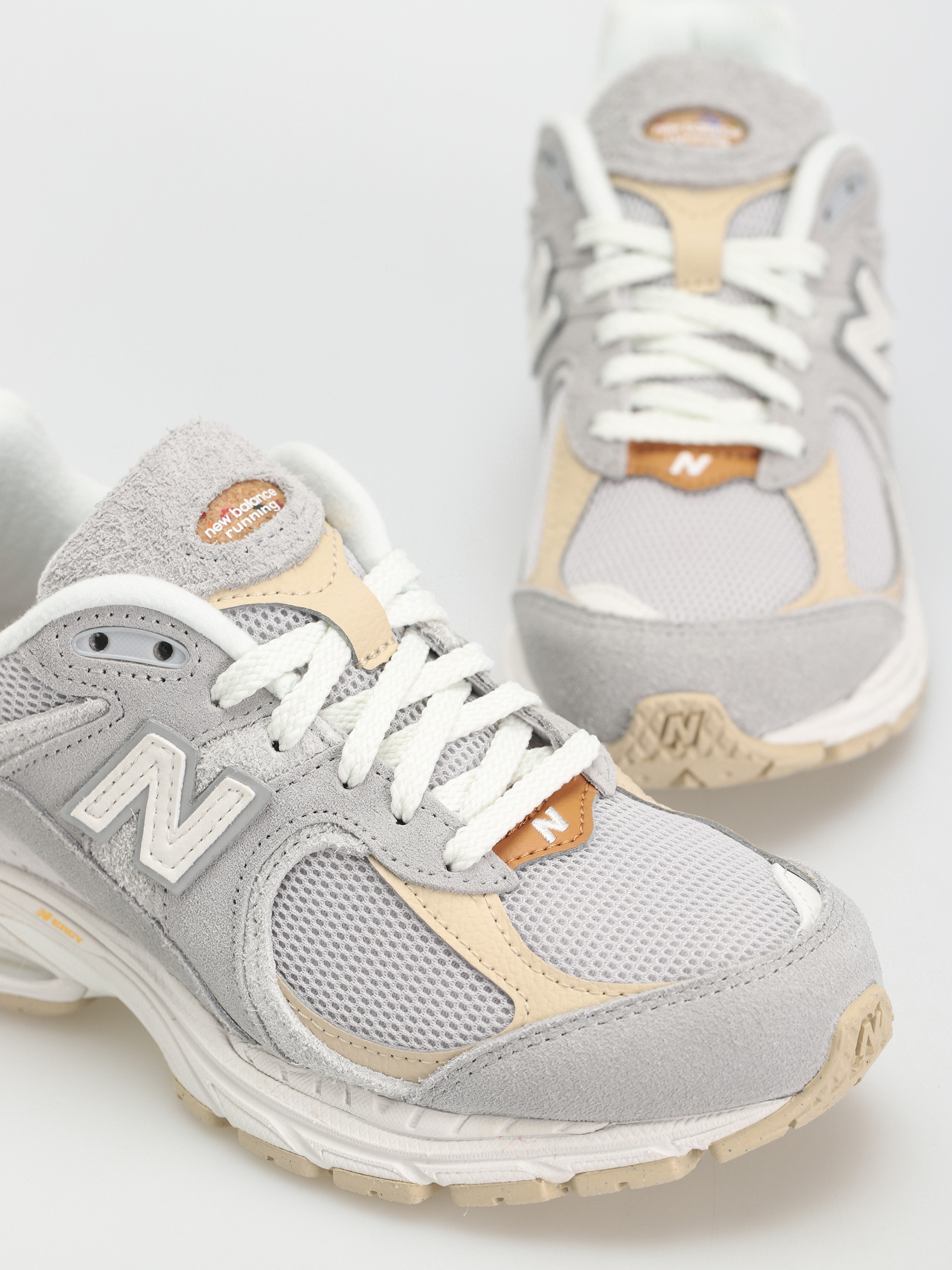 Boty New Balance 2002R (concrete)