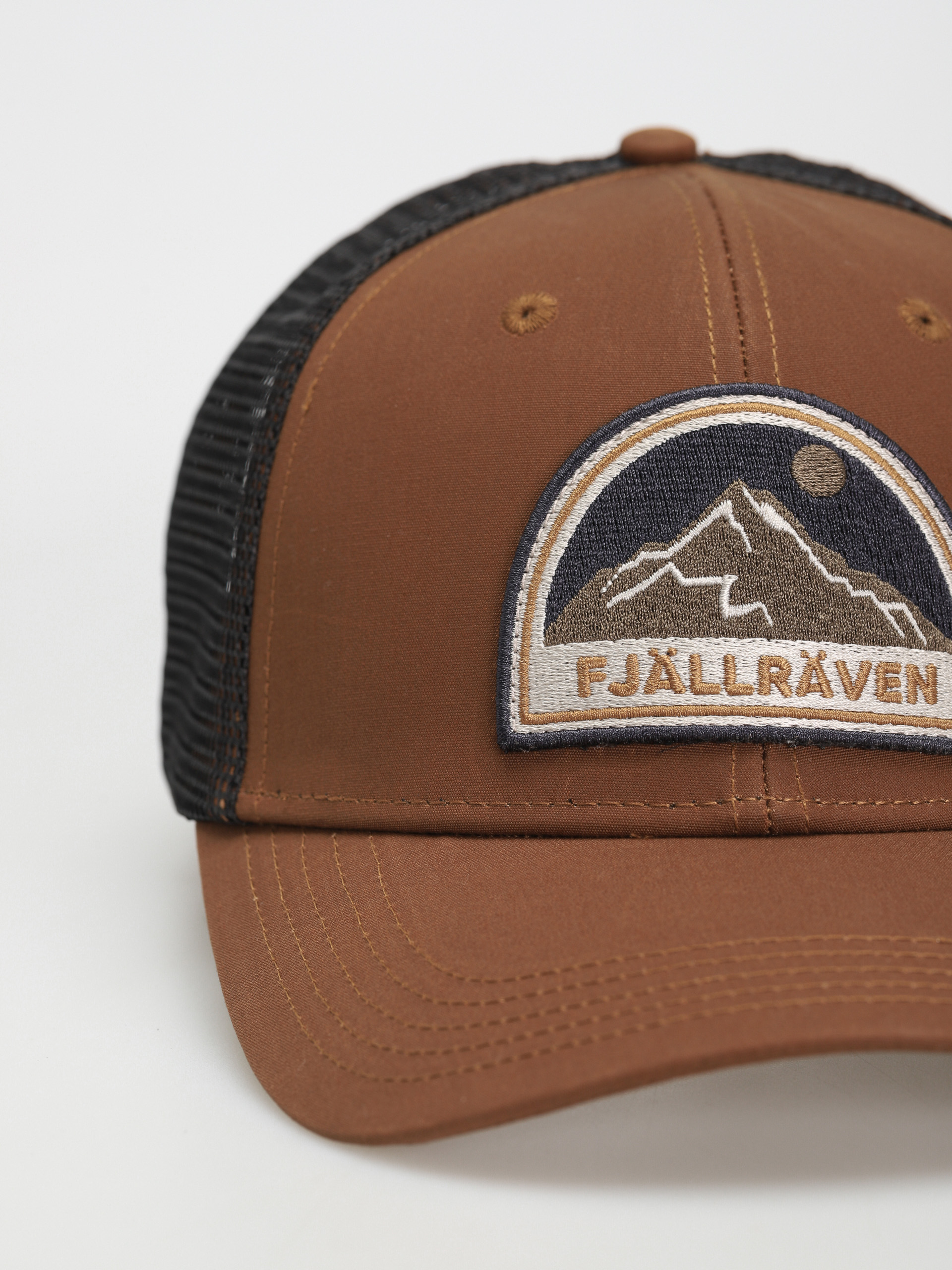 Kšiltovka  Fjallraven Badge Langtradarkeps (timber brown)