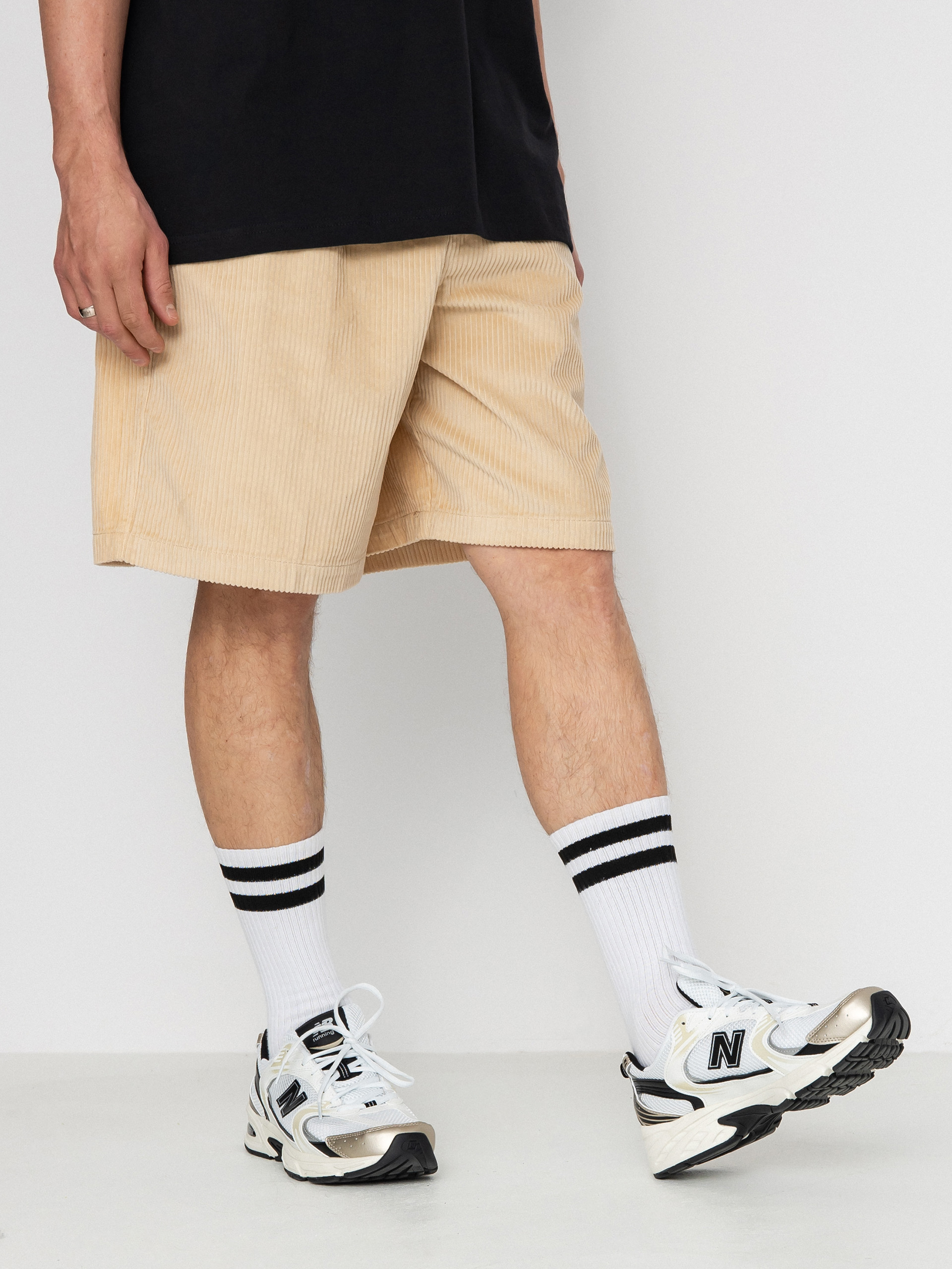 Kraťasy OBEY Easy Relaxed Corduroy (irish cream)