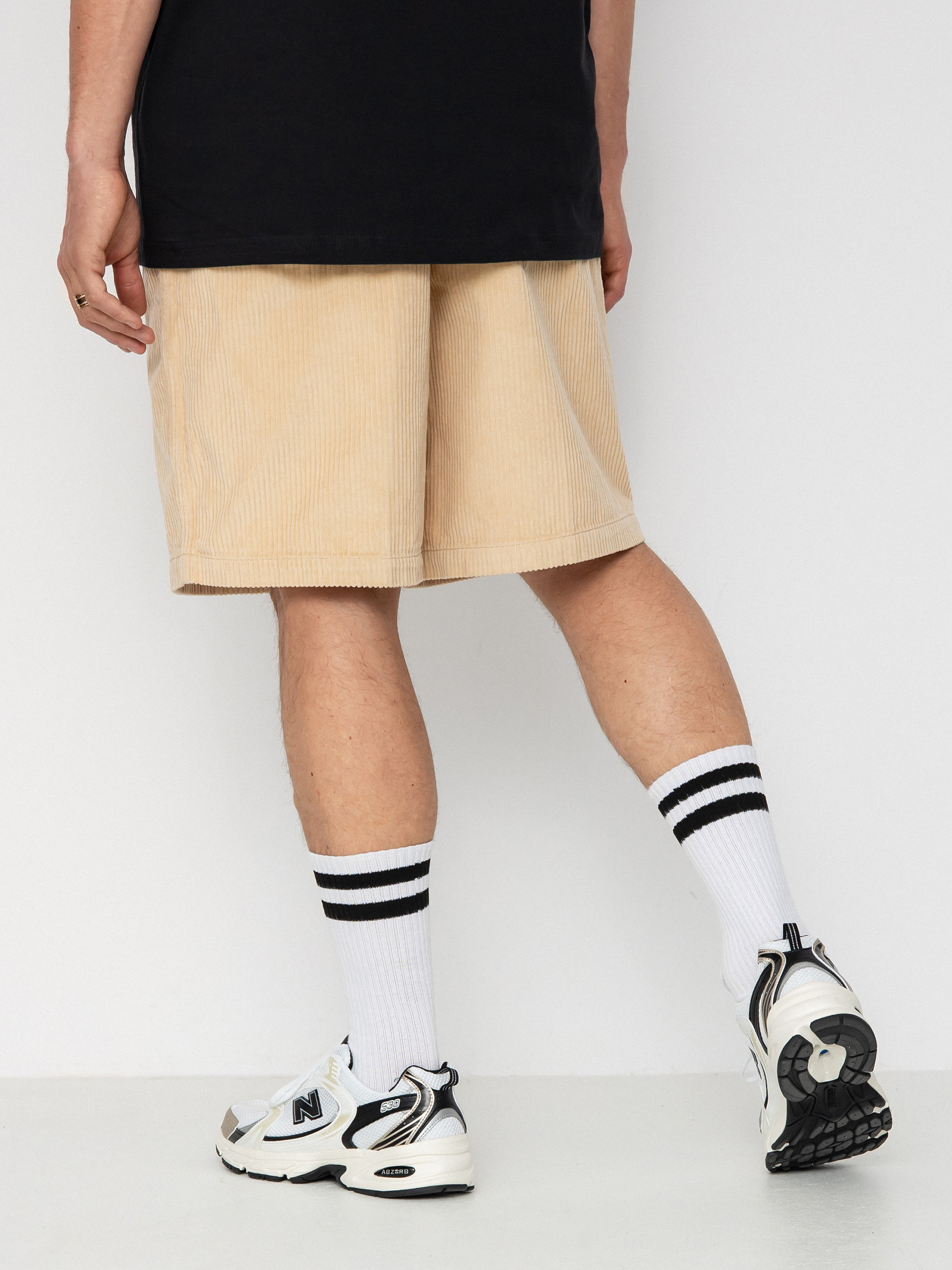 Kraťasy OBEY Easy Relaxed Corduroy (irish cream)