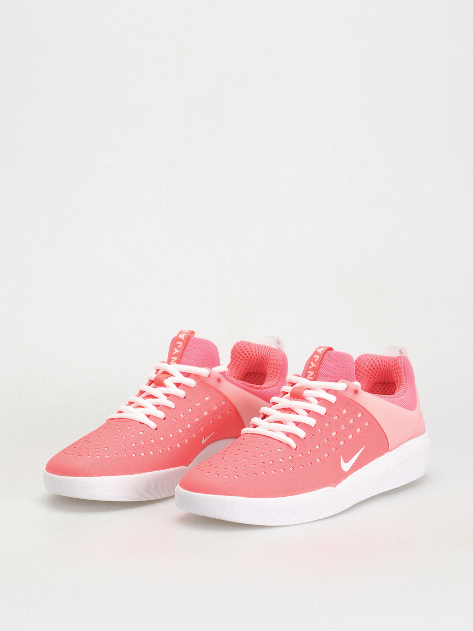 Boty Nike SB Zoom Nyjah 3 (hot punch/white hot punch hot punch)