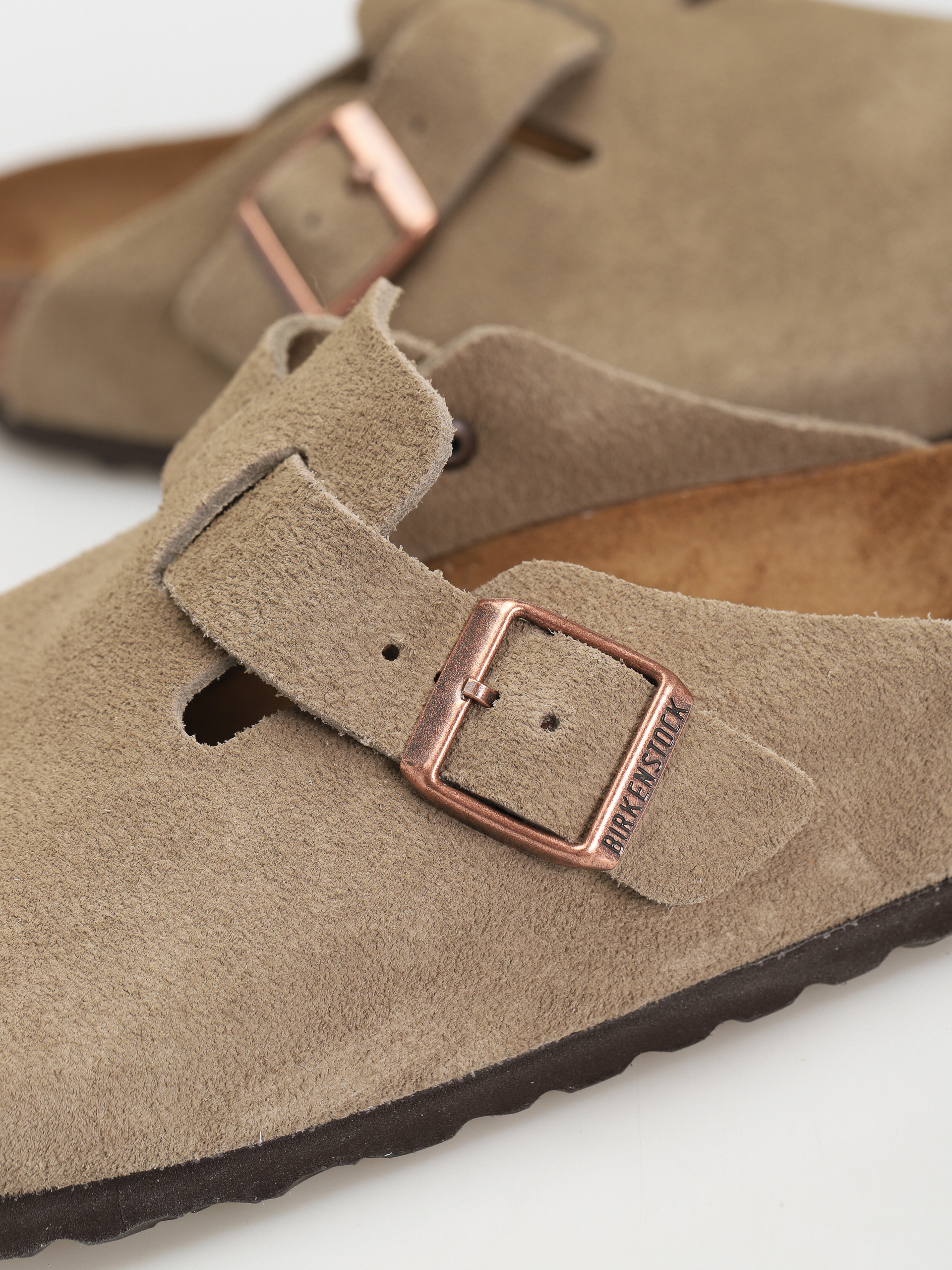 Plážovky Birkenstock Boston Suede Regular (taupe)