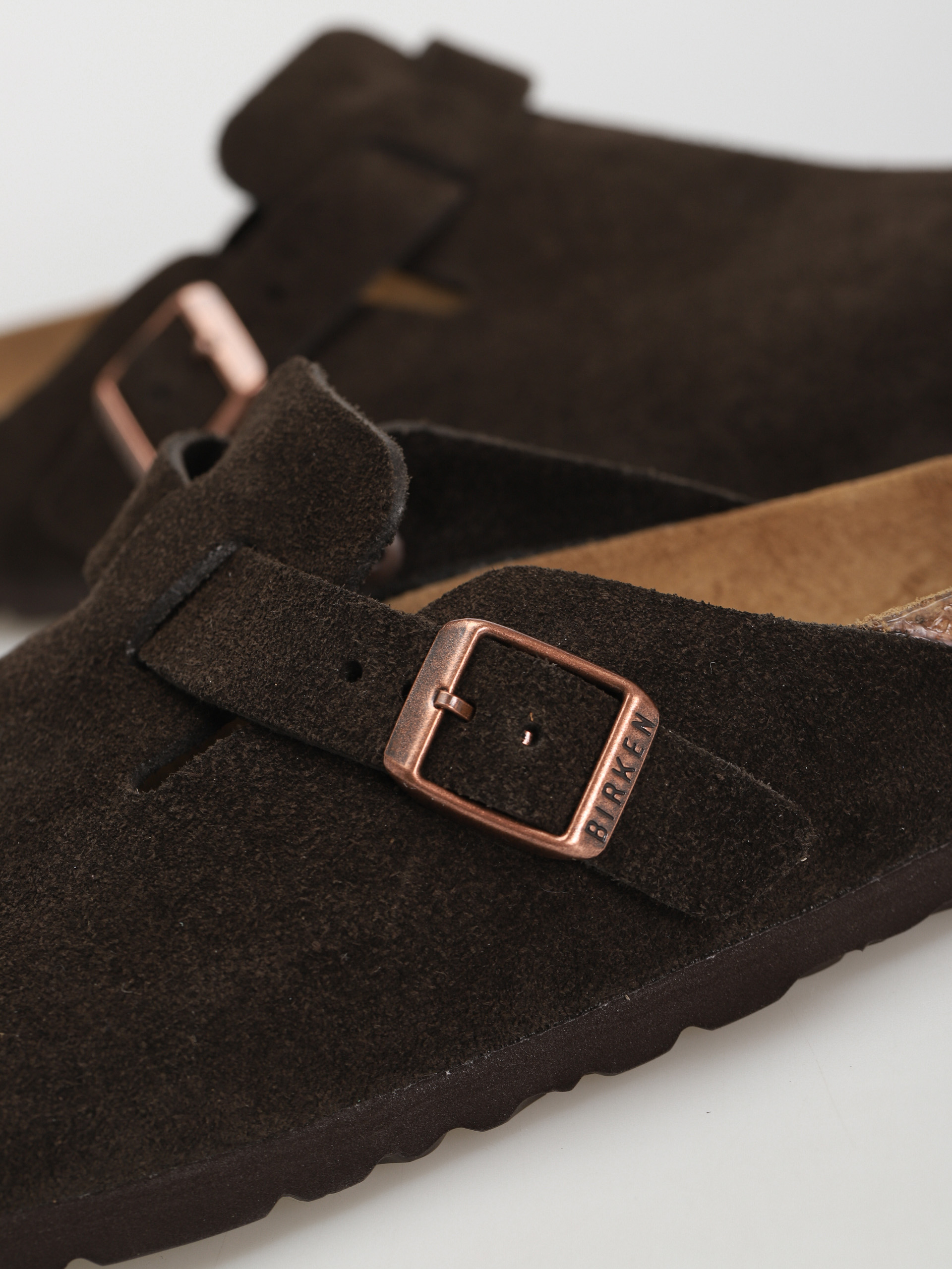 Plážovky Birkenstock Boston SFB Suede Narrow Wmn (mocha)
