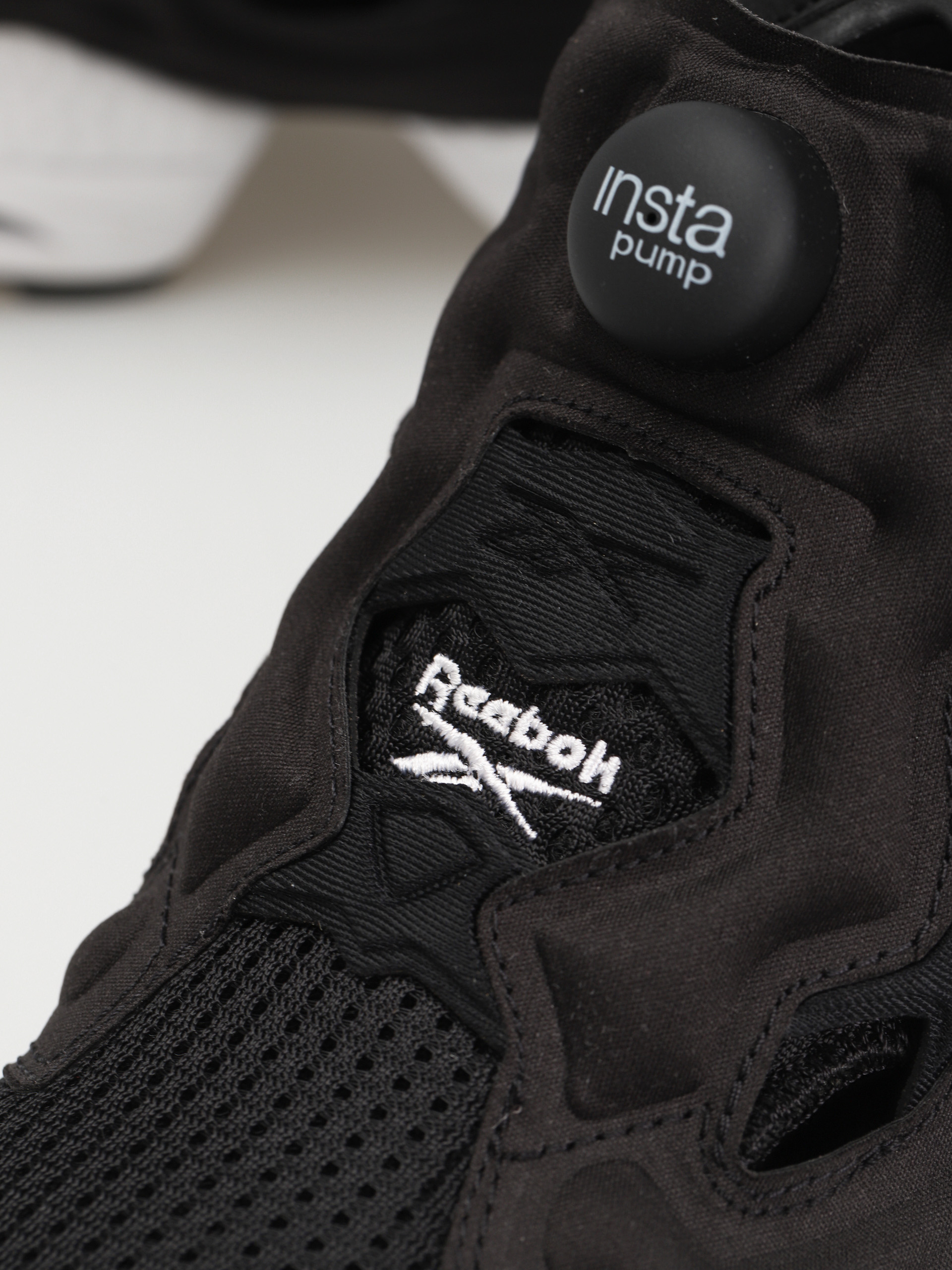 Boty Reebok Instapump Fury 95 (cblack/ftwwht/cblack)