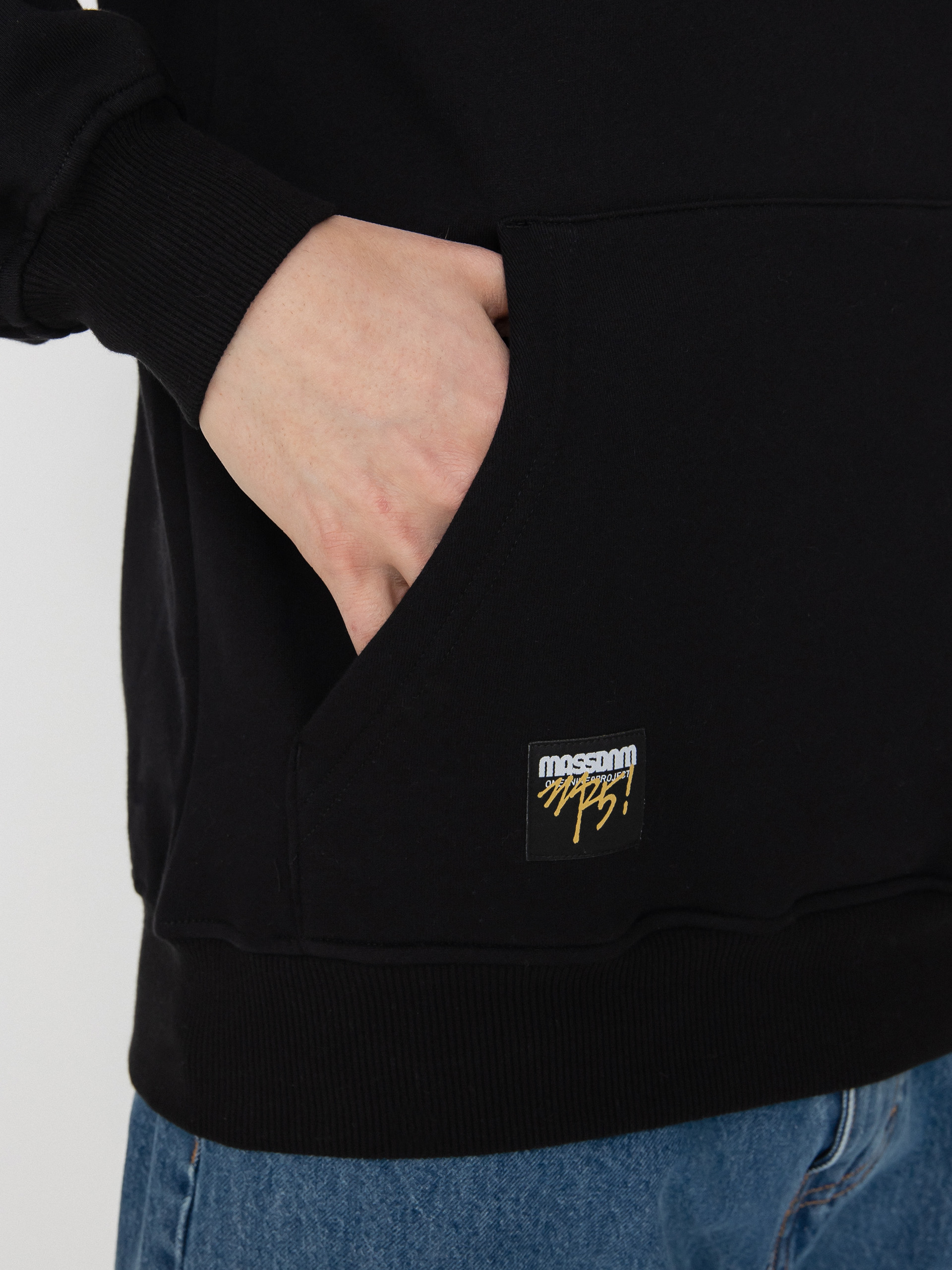 Mikina s kapucí MassDnm Club HD (black)