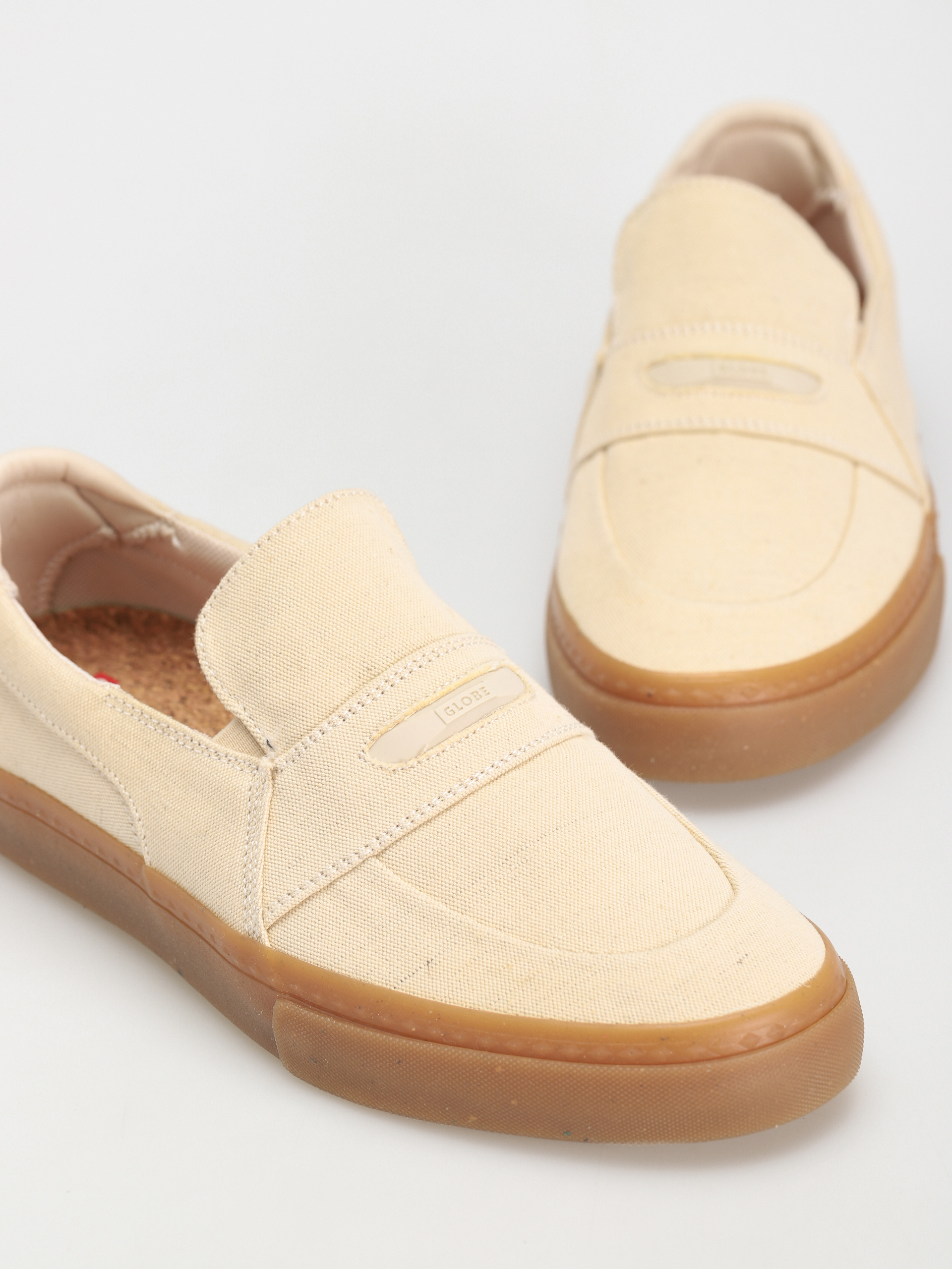 Boty Globe Liaizon (hemp/regrind gum)